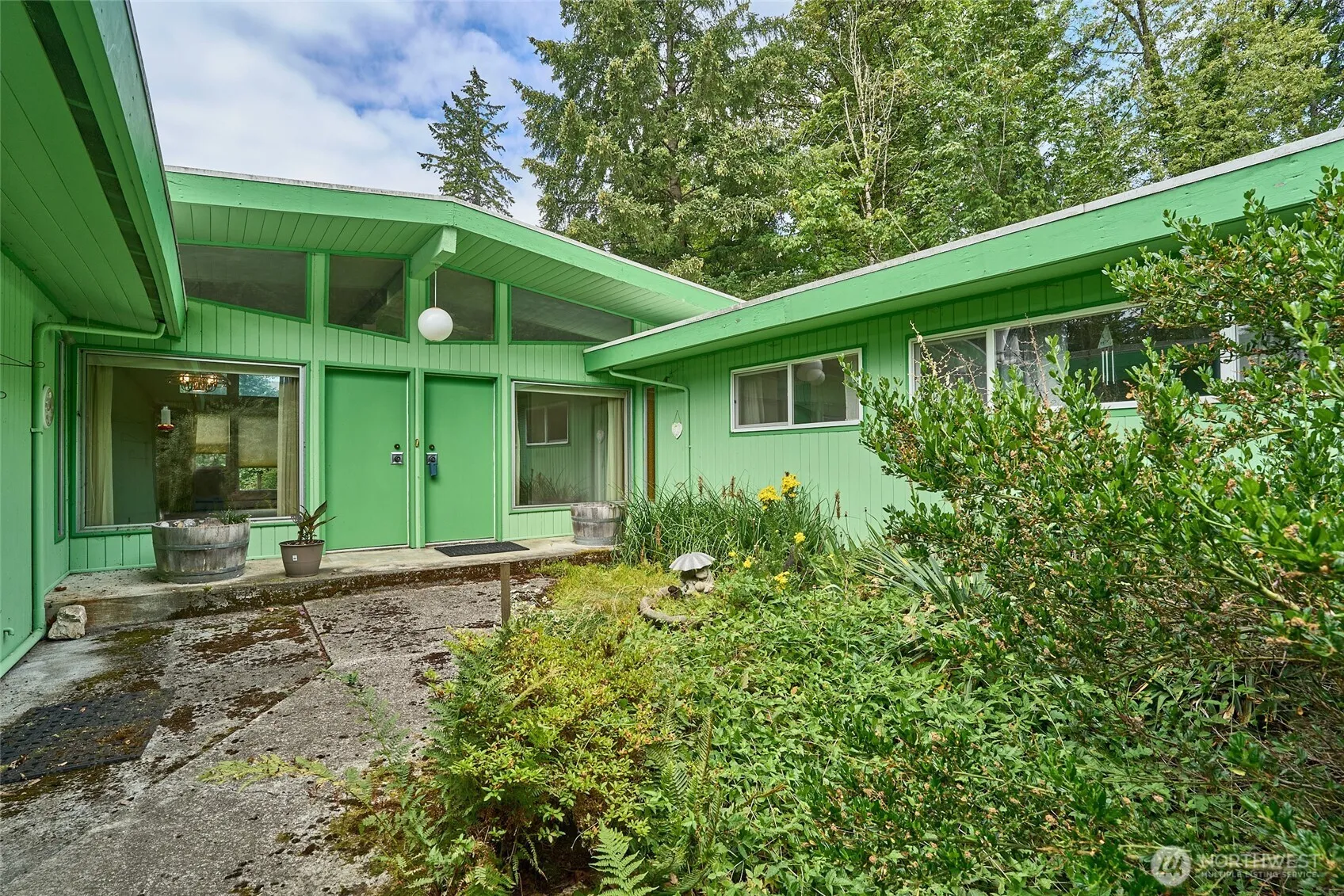 Property photo for 8209 144th Place Se, Newcastle