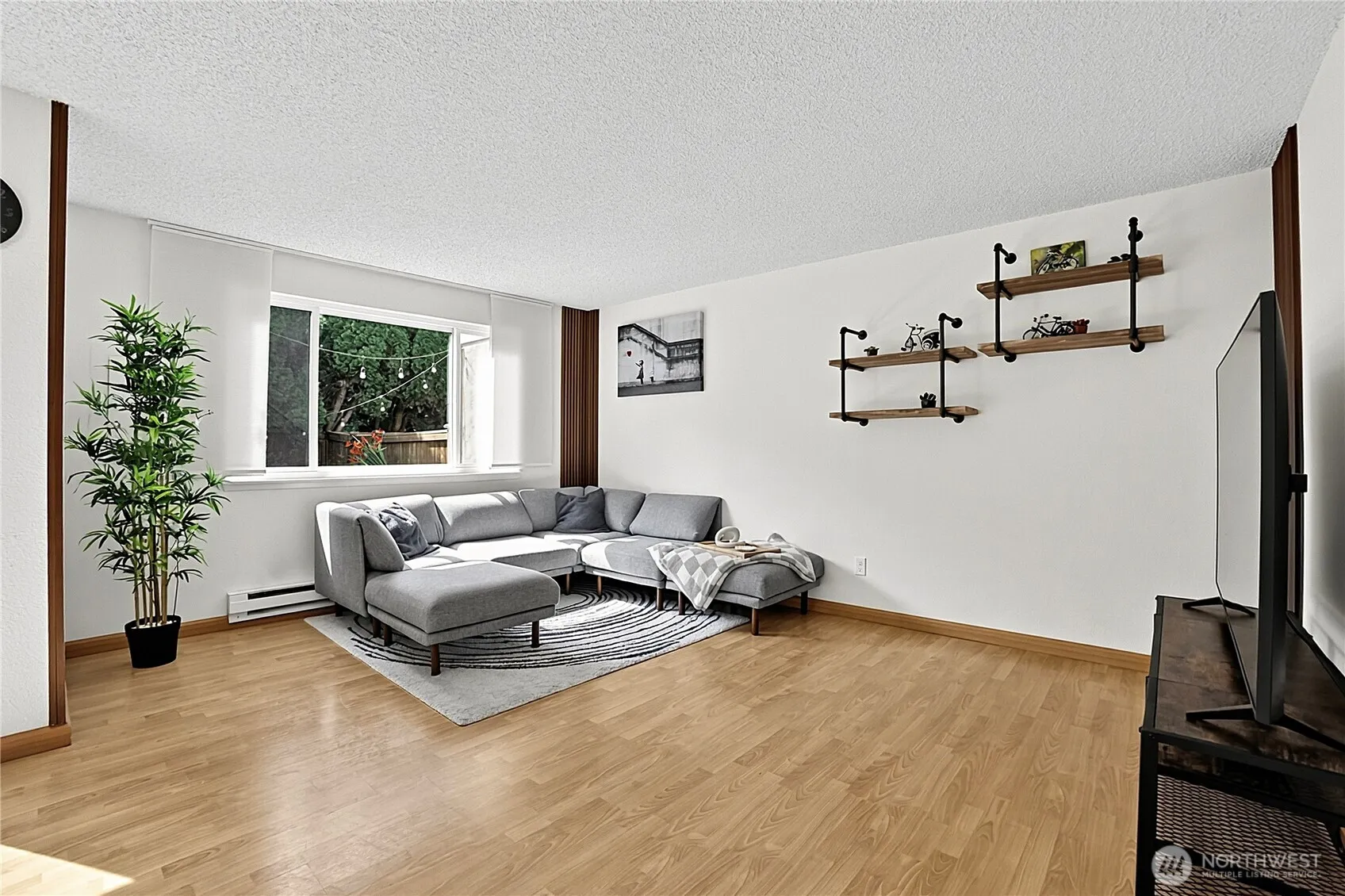 Property photo for 10011 Ne 138th Place #a5, Kirkland photo 5