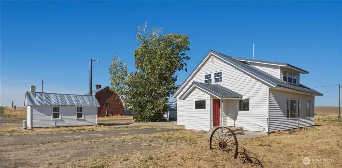 Property photo for 6 Rd I Nw, Waterville
