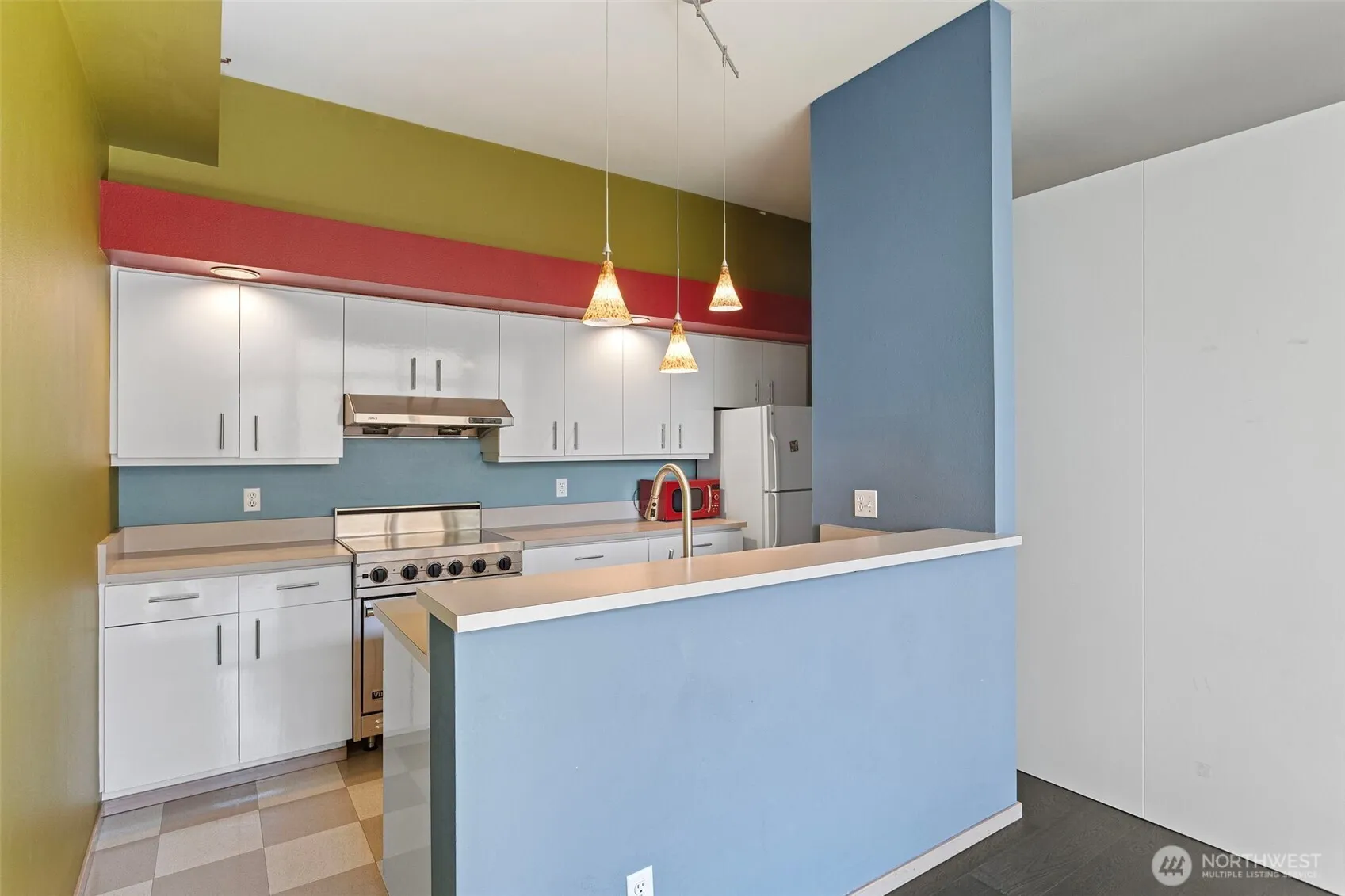 Property photo for 2030 Western Avenue #514, Seattle photo 4