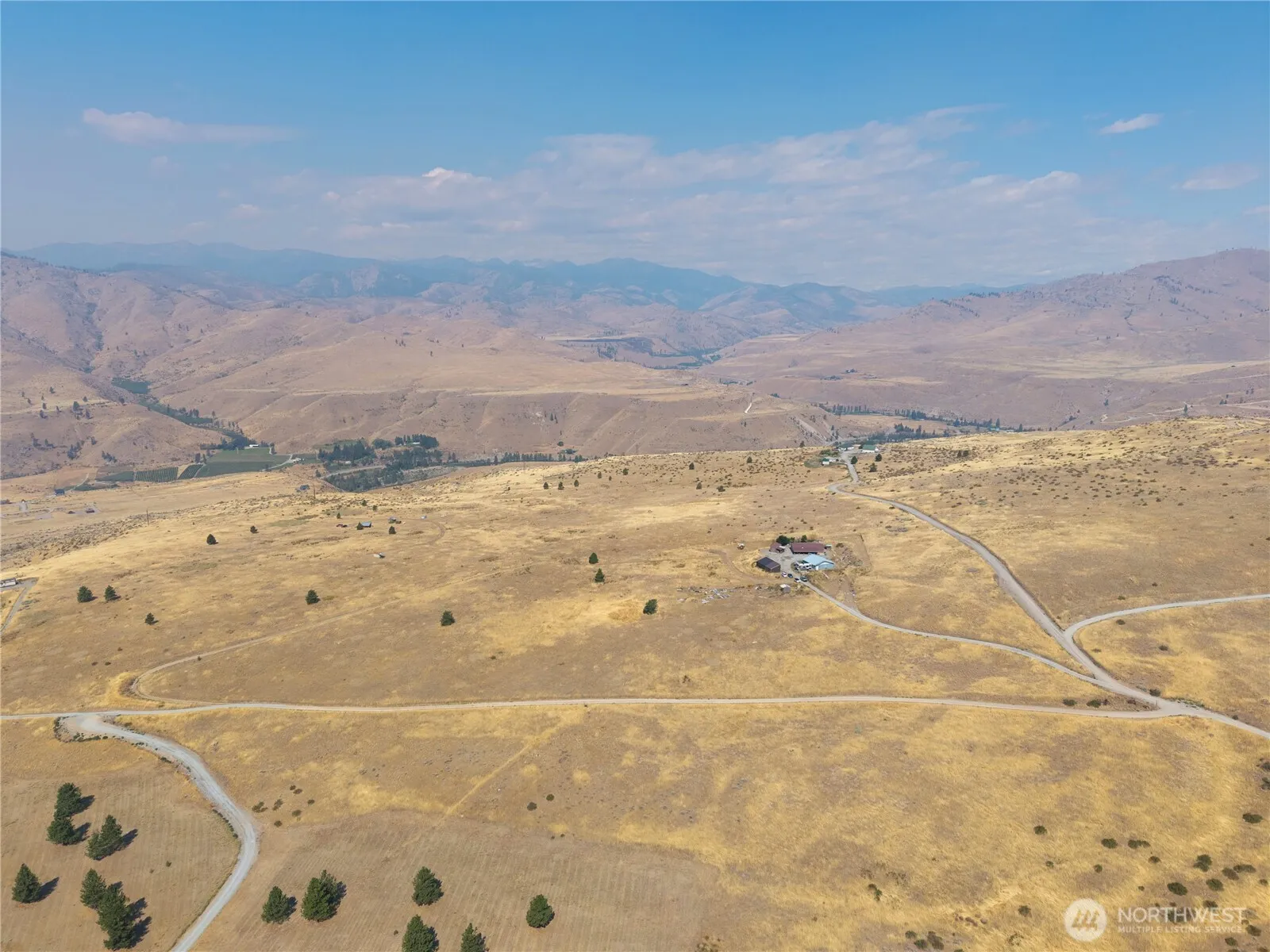 Property photo for 47 Barn Dance Drive, Pateros photo 3