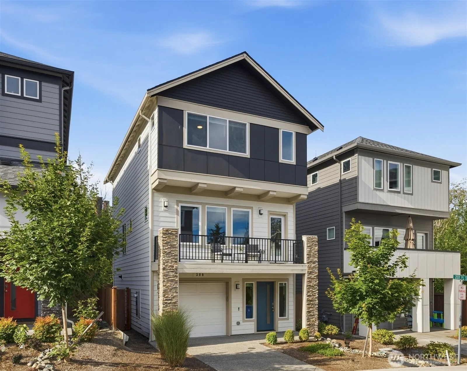 Property photo for 309 207th Place Se, Bothell