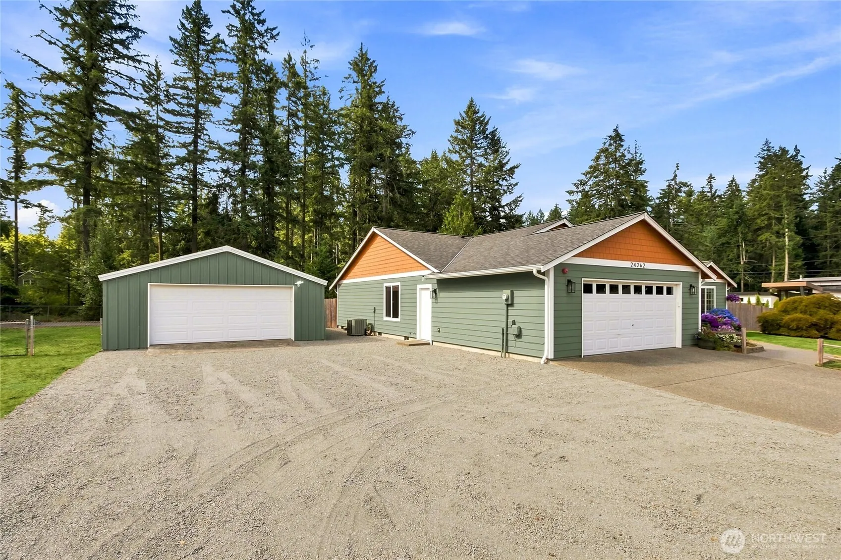 Property photo for 24262 197th Avenue Se, Maple Valley photo 2