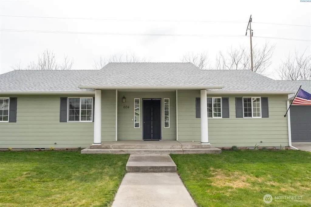 Property photo for 604 Se Mockingbird, College Place photo 2