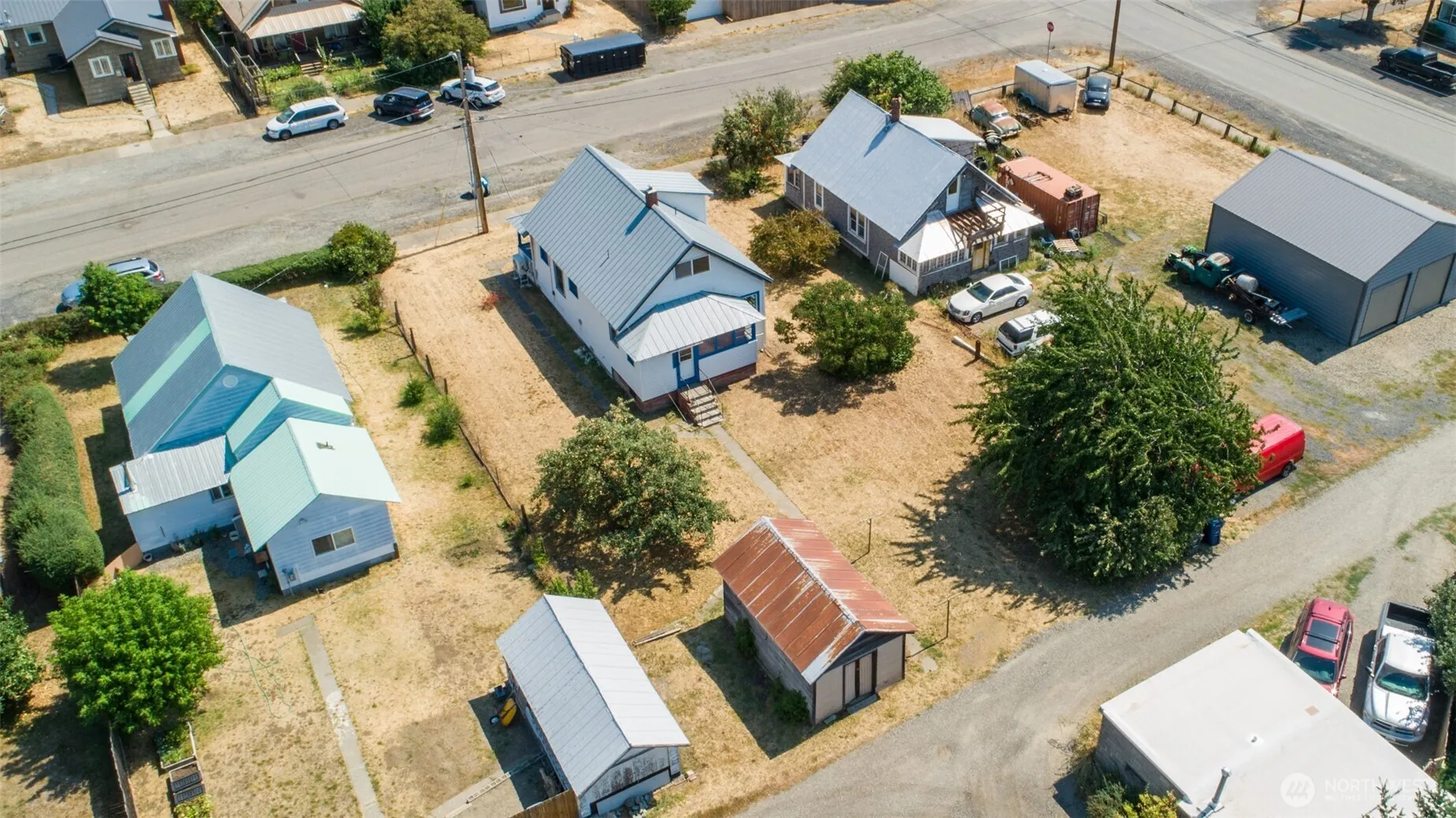 Property photo for 309 Peoh Avenue, Cle Elum photo 2