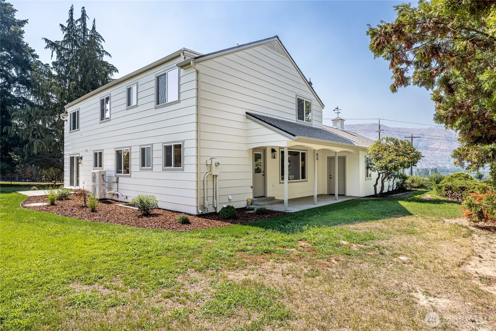 Property photo for 2328 Easy Street, Wenatchee photo 5