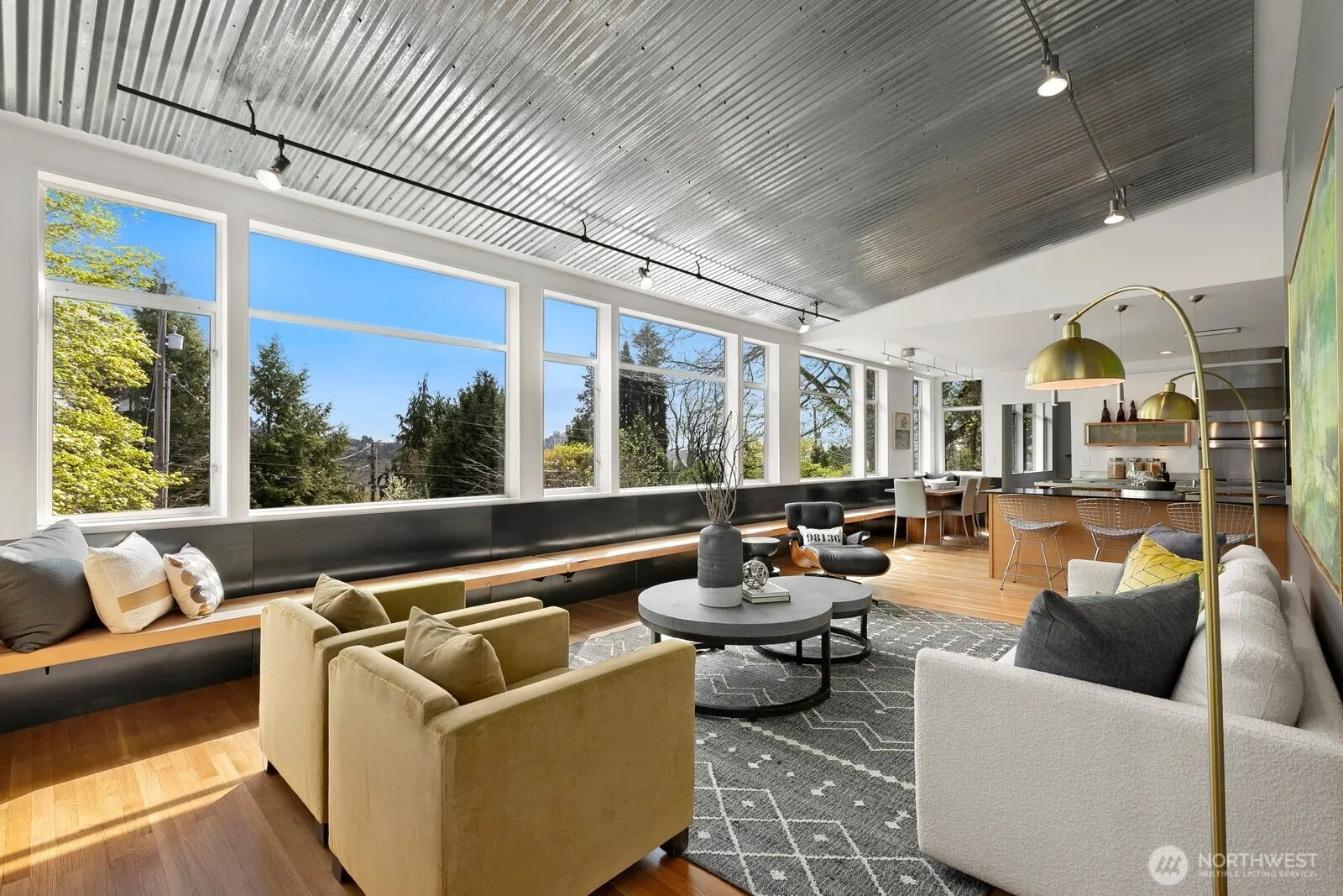 Property photo for 1549 Magnolia Way W, Seattle photo 3