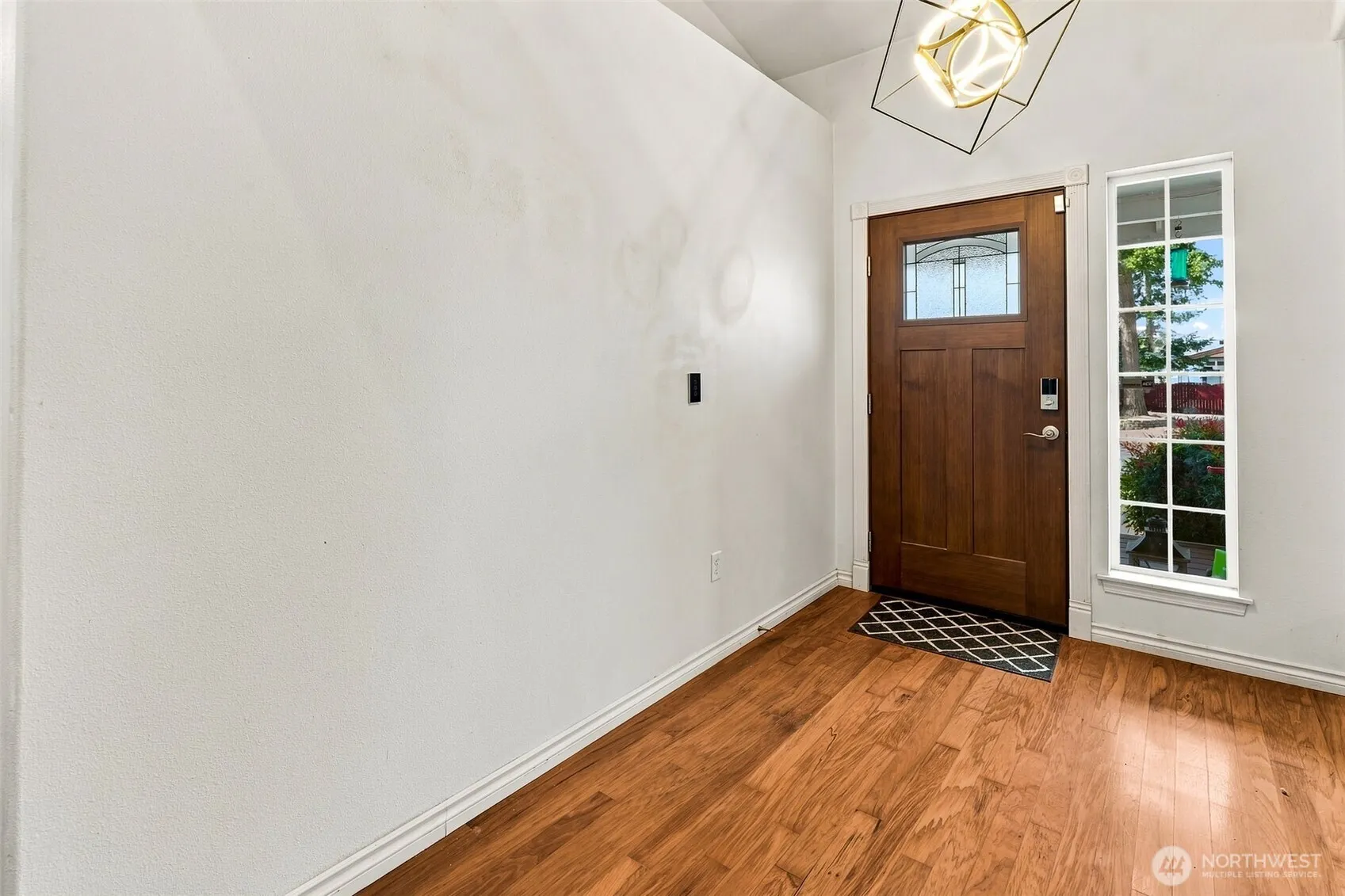 Property photo for 914 288th Street Ct E, Roy photo 4
