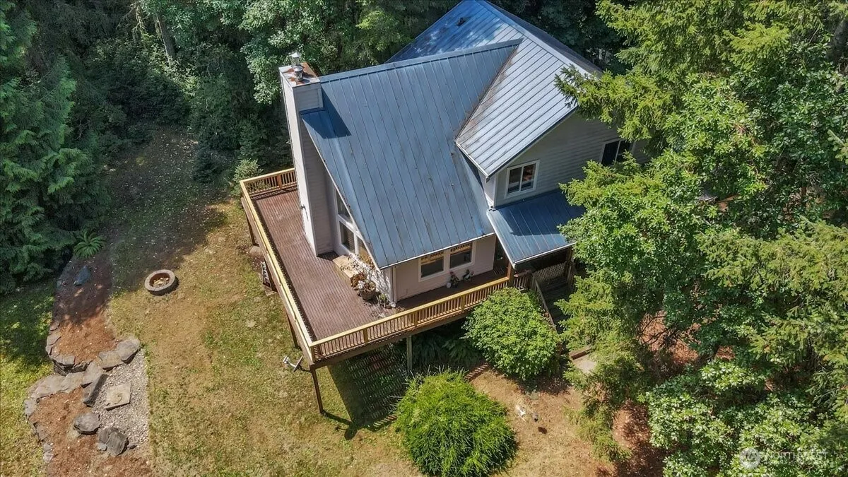 Property photo for 19002 20th Street Nw, Lakebay photo 3