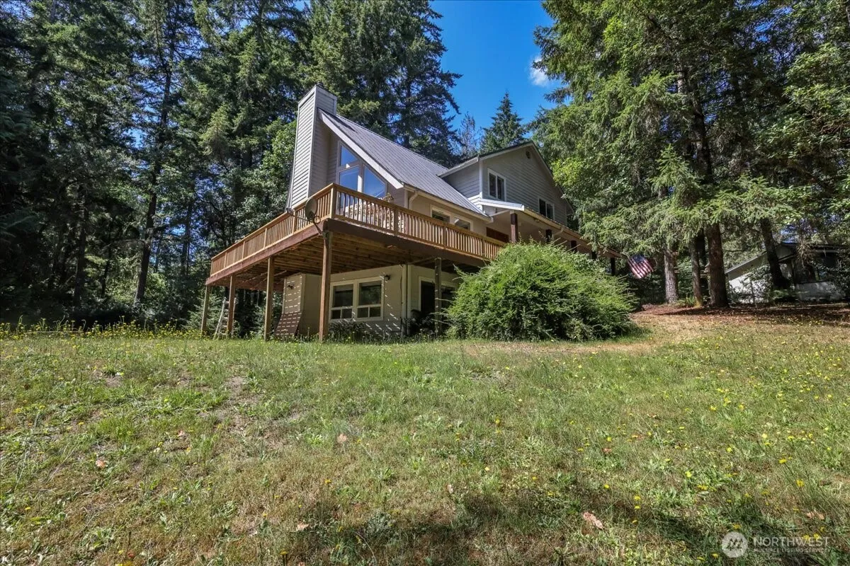 Property photo for 19002 20th Street Nw, Lakebay photo 2