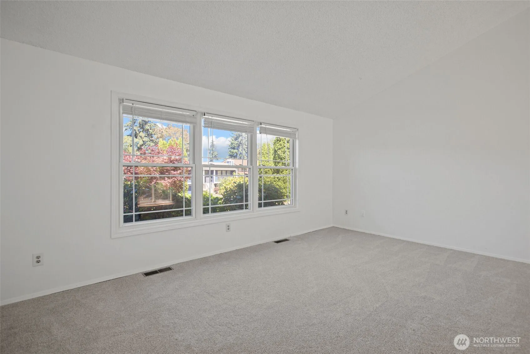 Property photo for 4411 S 263rd Street, Kent photo 3