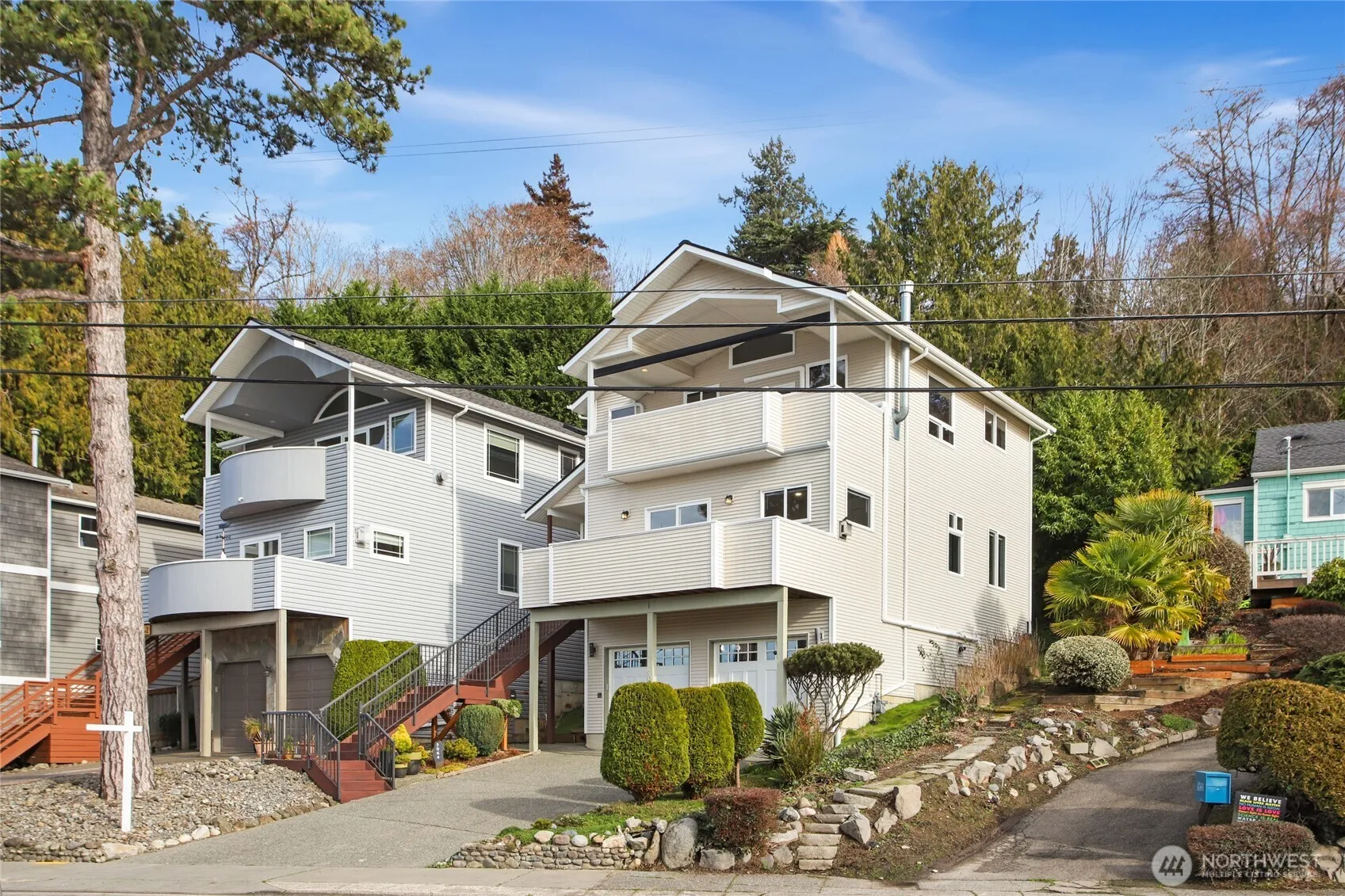 Property photo for 5064 Beach Drive Sw, Seattle photo 5