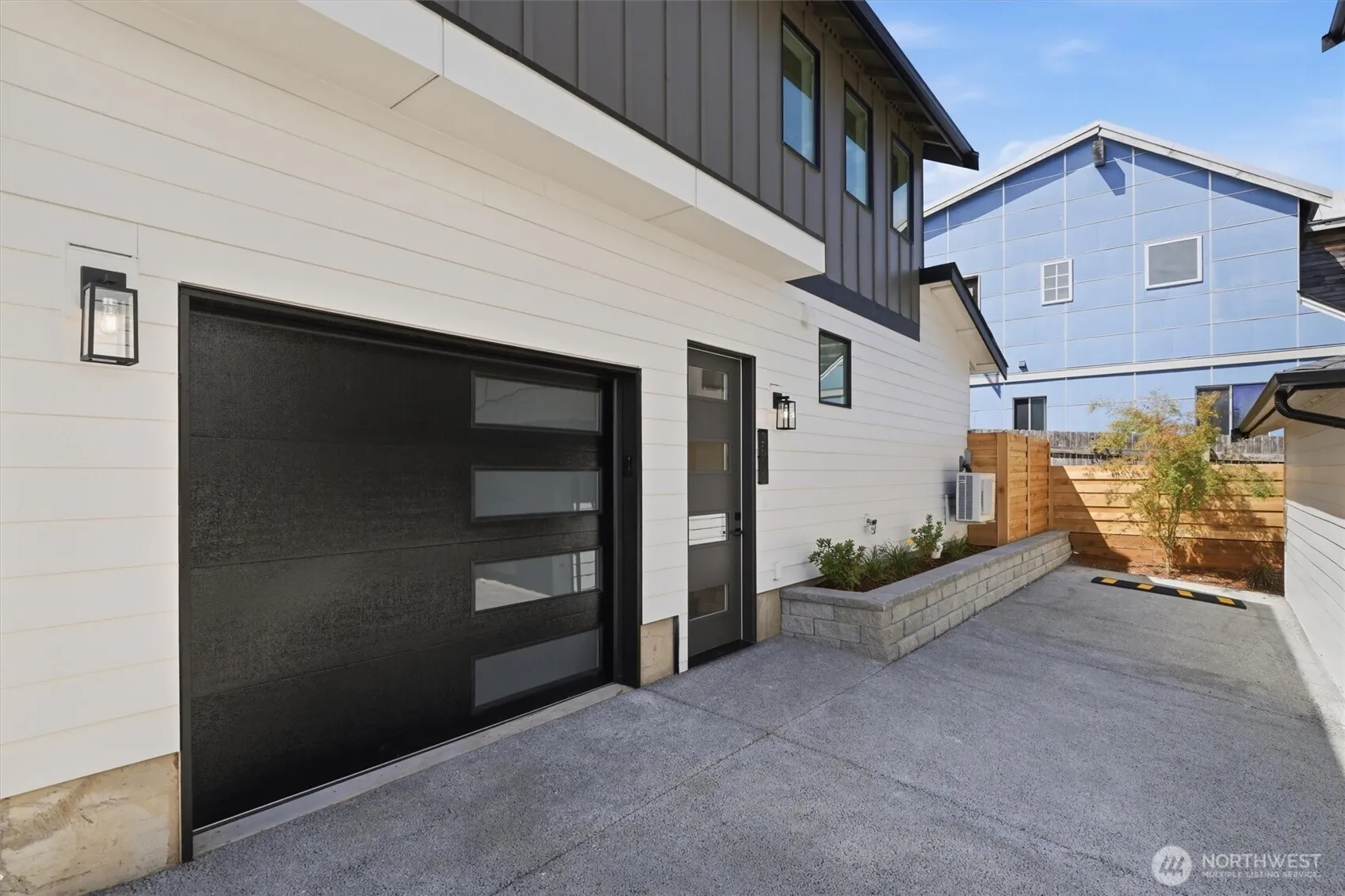 Property photo for 2611 Nw 87th Street, Seattle photo 2