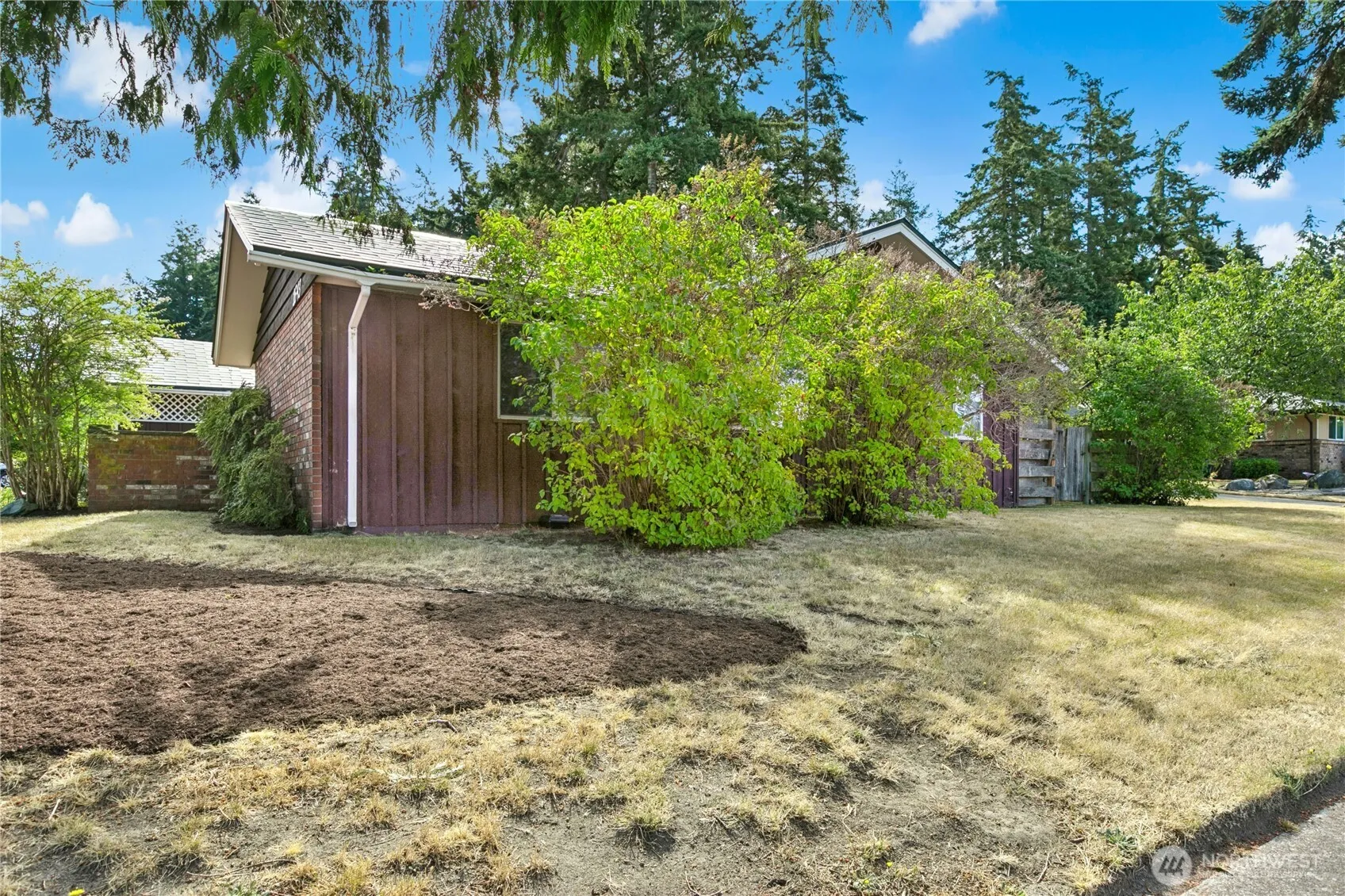 Property photo for 1643 Ne Sumner Drive, Oak Harbor photo 5