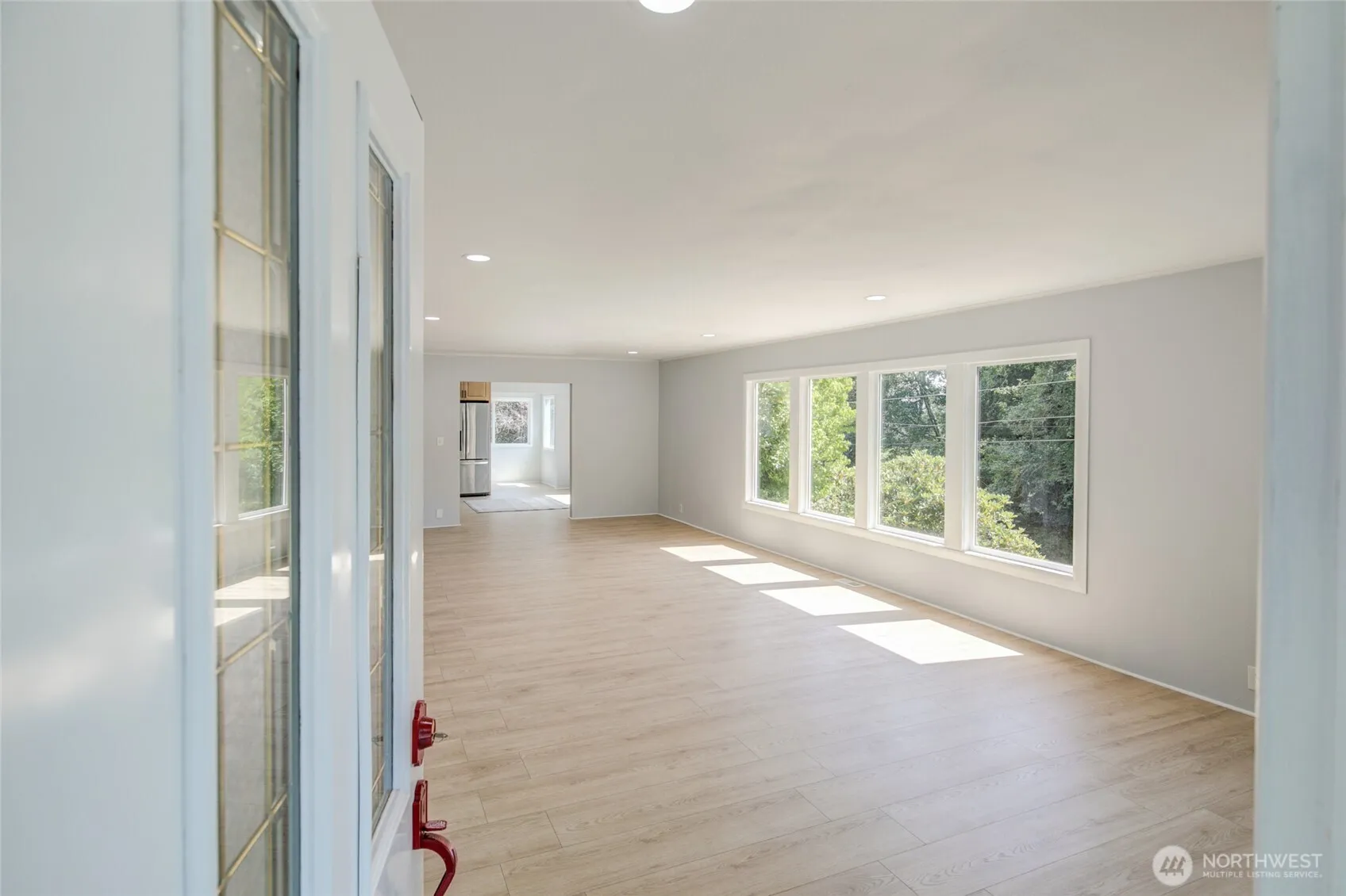 Property photo for 215 W Chenault Avenue, Hoquiam photo 5