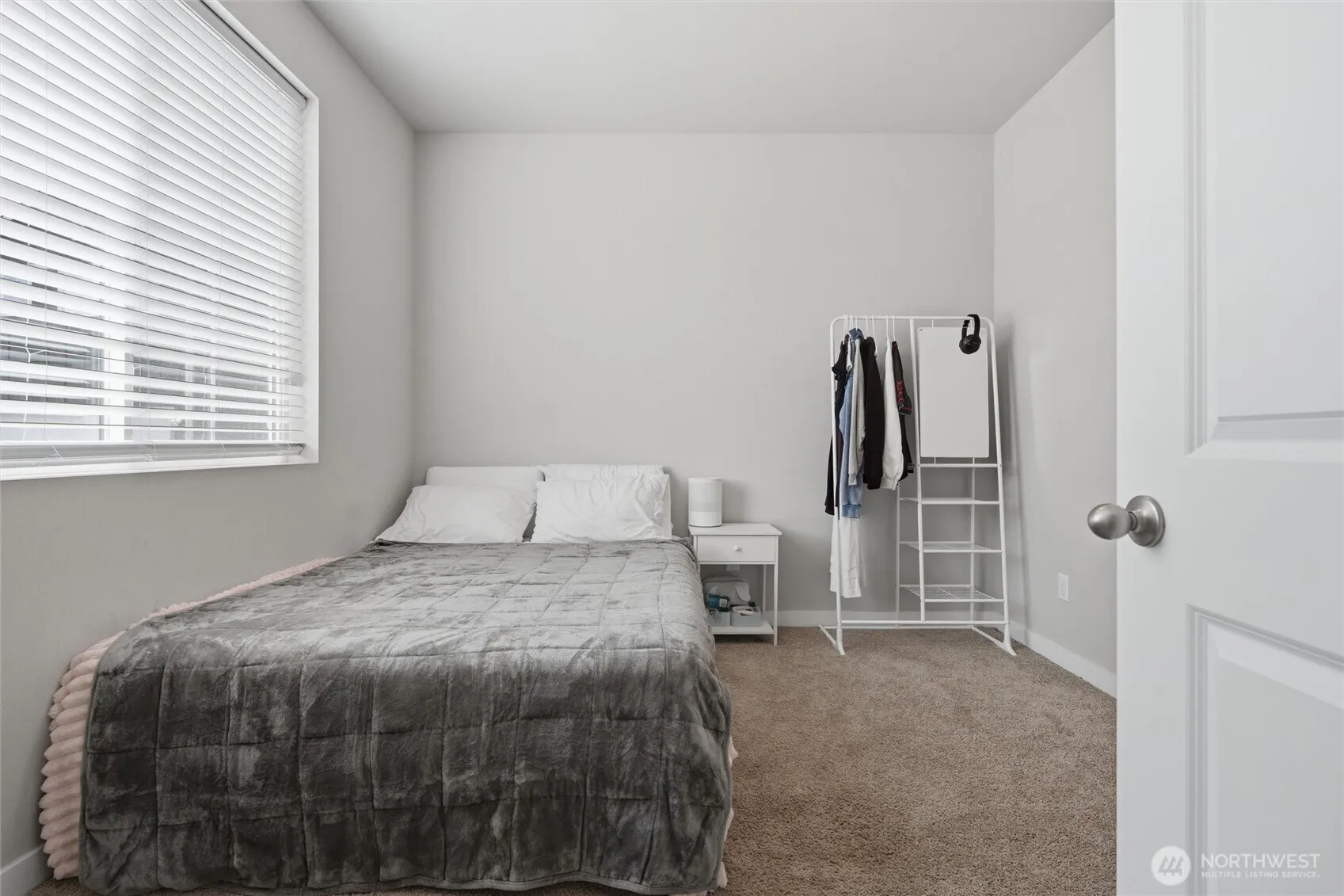 Property photo for 9237 Mint Loop Nw, Bremerton photo 5