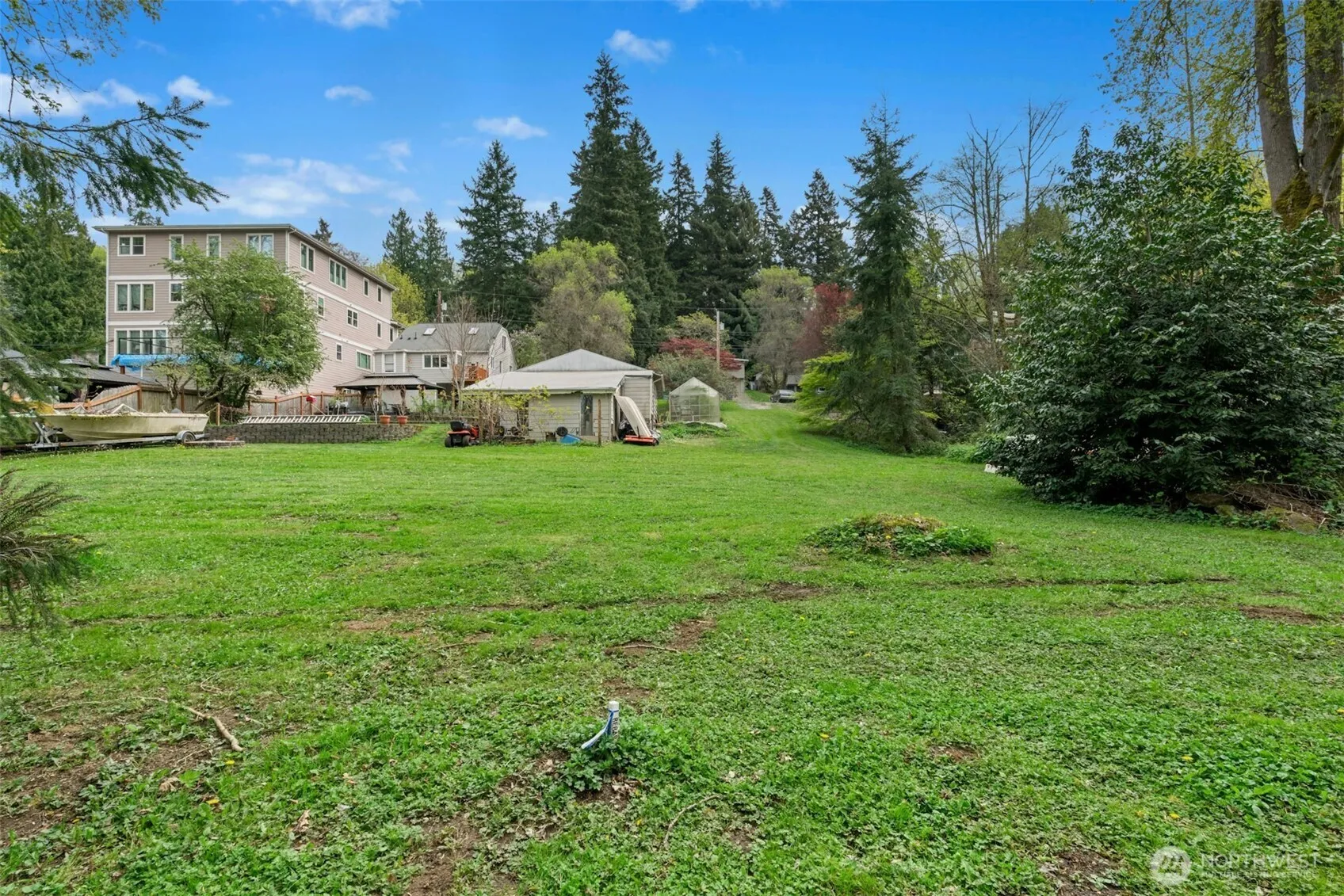 Property photo for 18011 18005 83rd Avenue Ne, Kenmore photo 3