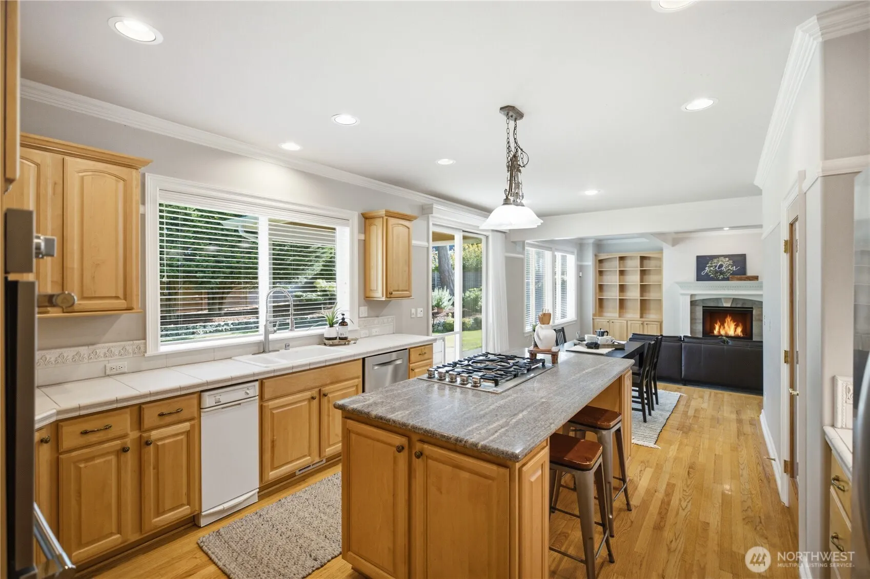 Property photo for 617 Sw 361st Street, Federal Way photo 4