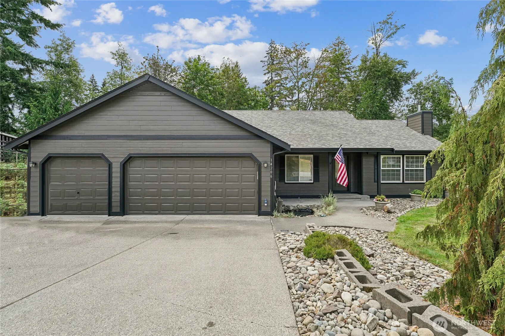 Property photo for 14206 253rd Avenue E, Buckley
