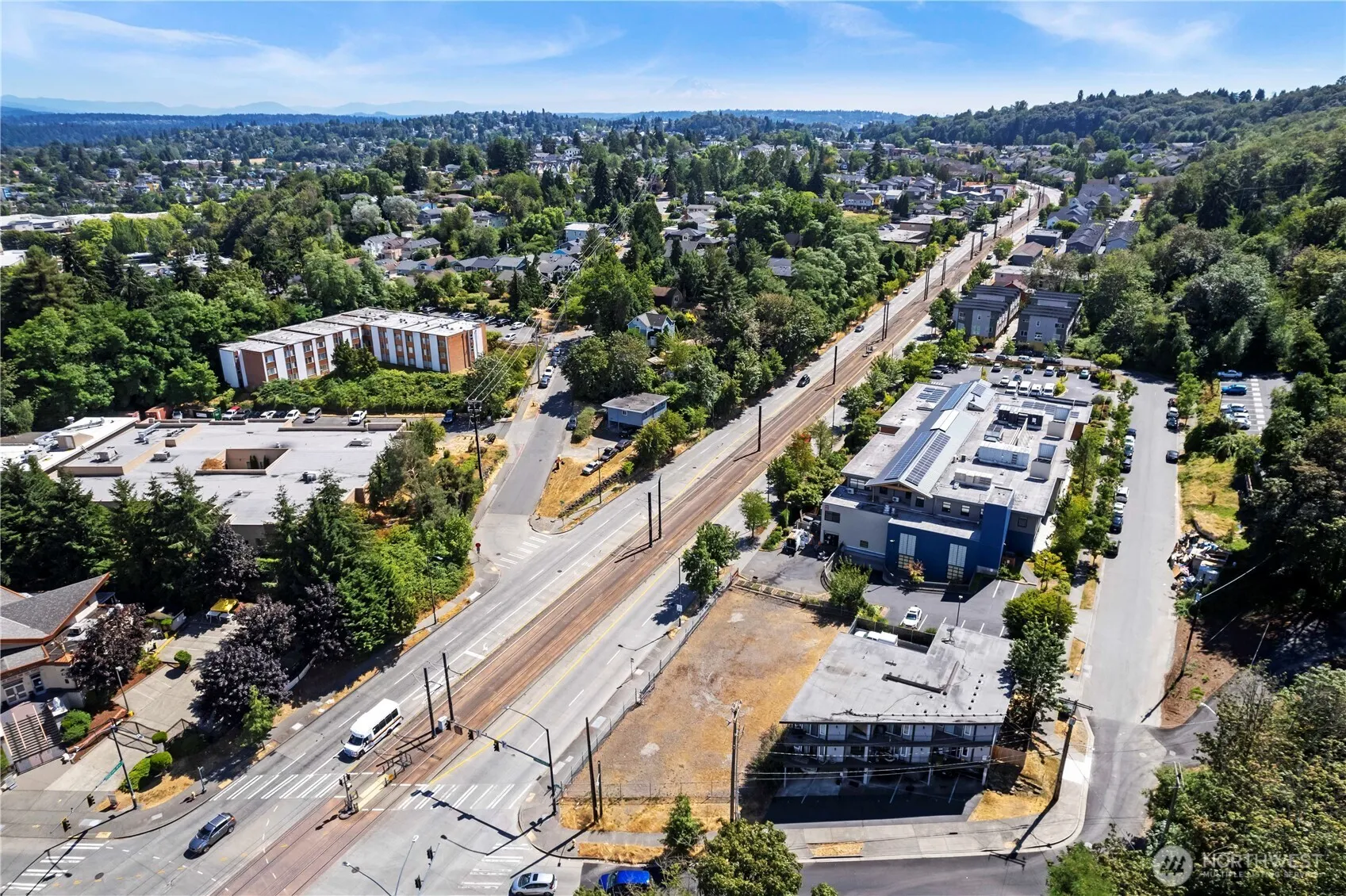Property photo for 2701 S Walden Street, Seattle photo 4