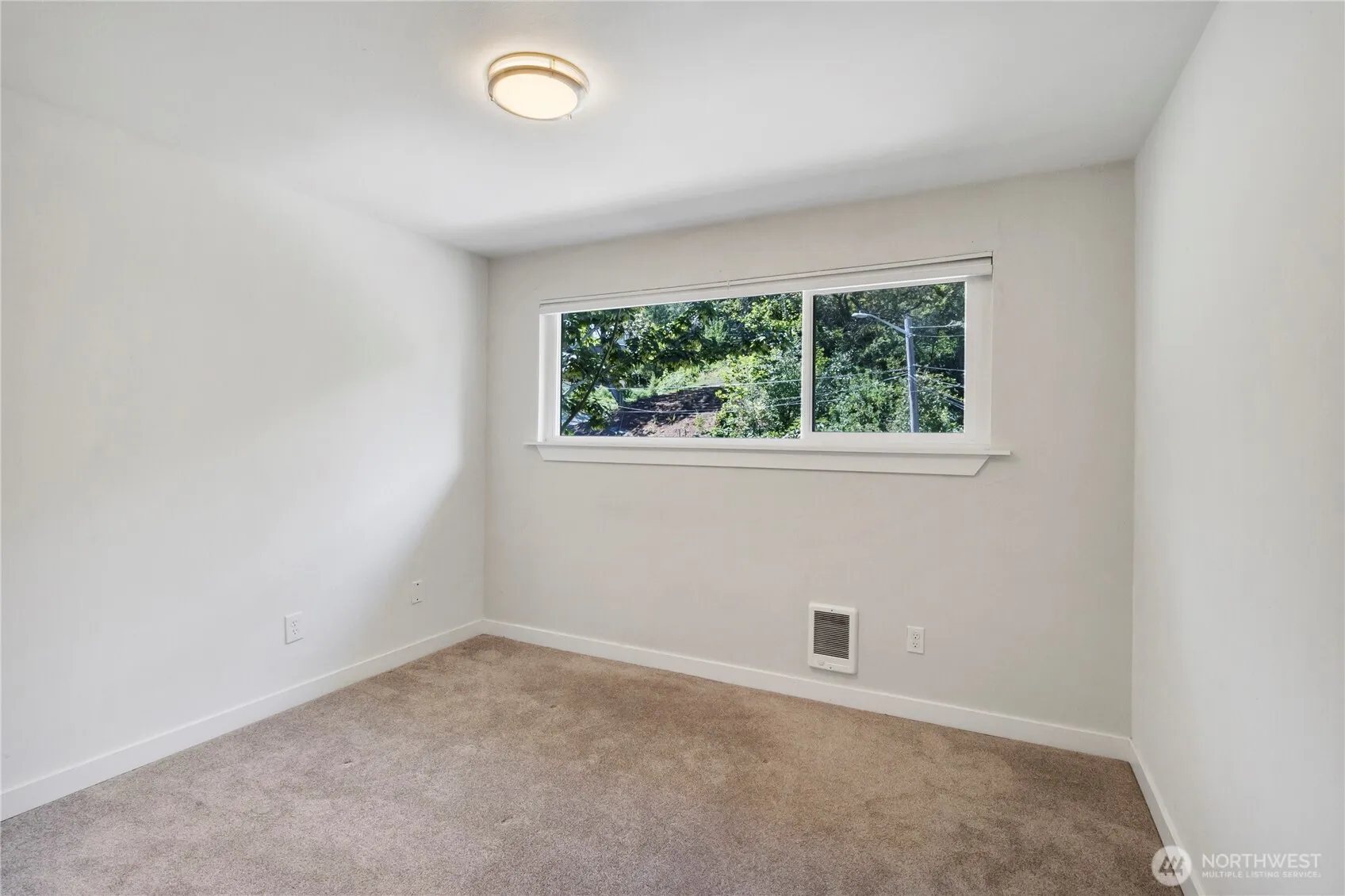 Property photo for 2701 S Walden Street, Seattle photo 5