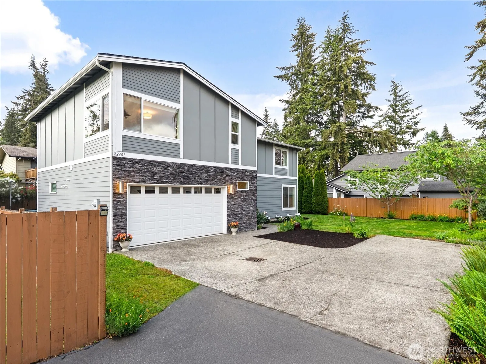 Property photo for 22407 96th Avenue W, Edmonds