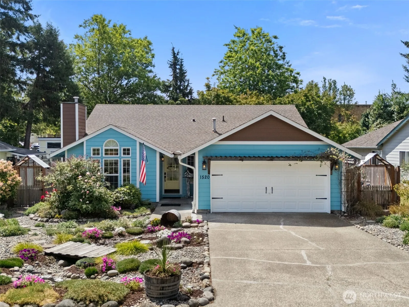 Property photo for 1520 Mapleridge Drive Ne, Olympia