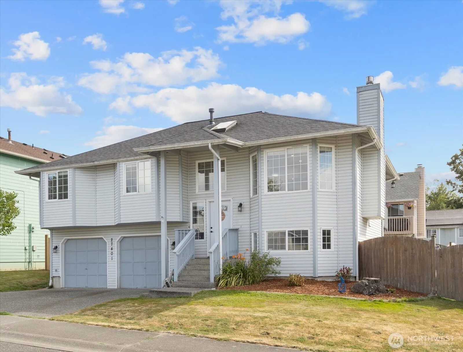 Property photo for 27401 Church Creek Loop Nw, Stanwood photo 2