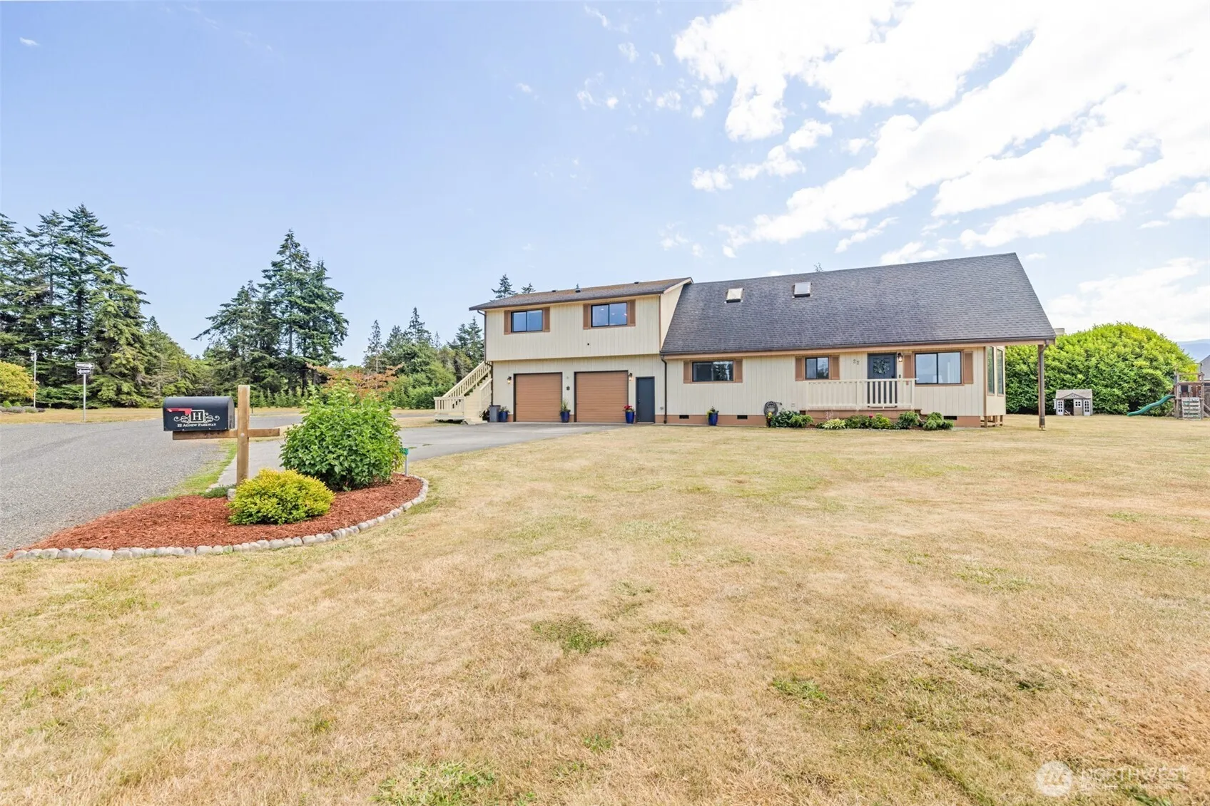 Property photo for 22 Agnew Parkway, Port Angeles photo 3