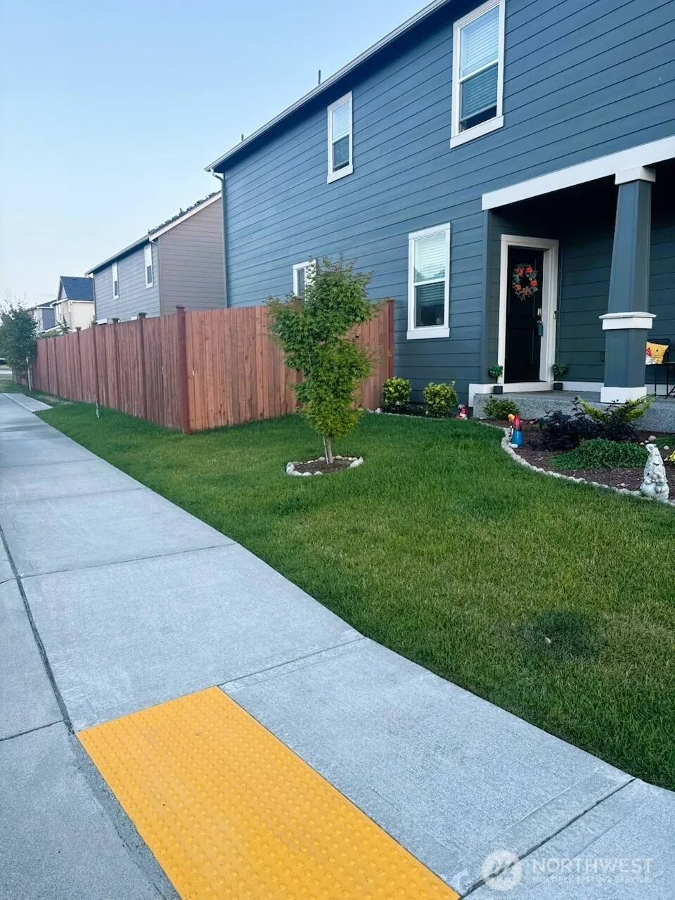 Property photo for 18709 Lipoma Place E, Puyallup photo 5