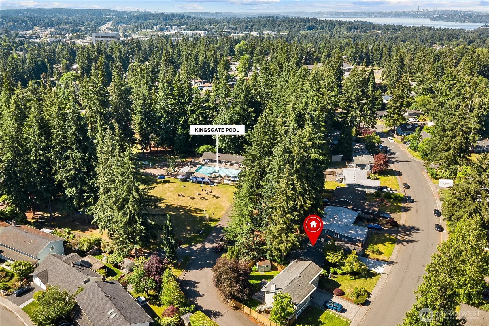 Property photo for 11903 Ne 142nd Place, Kirkland photo 5