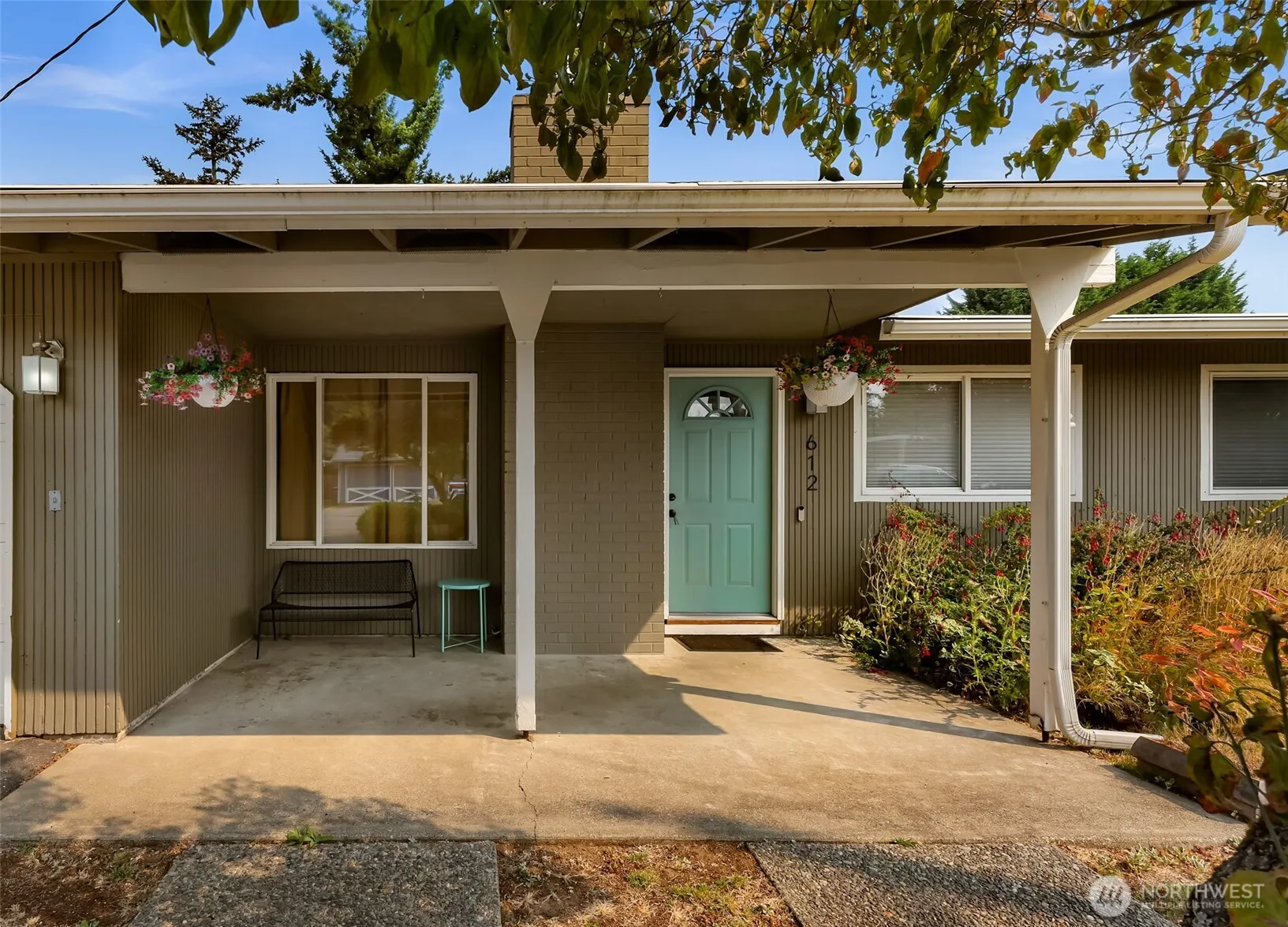 Property photo for 612 S 188th Street, Burien photo 3