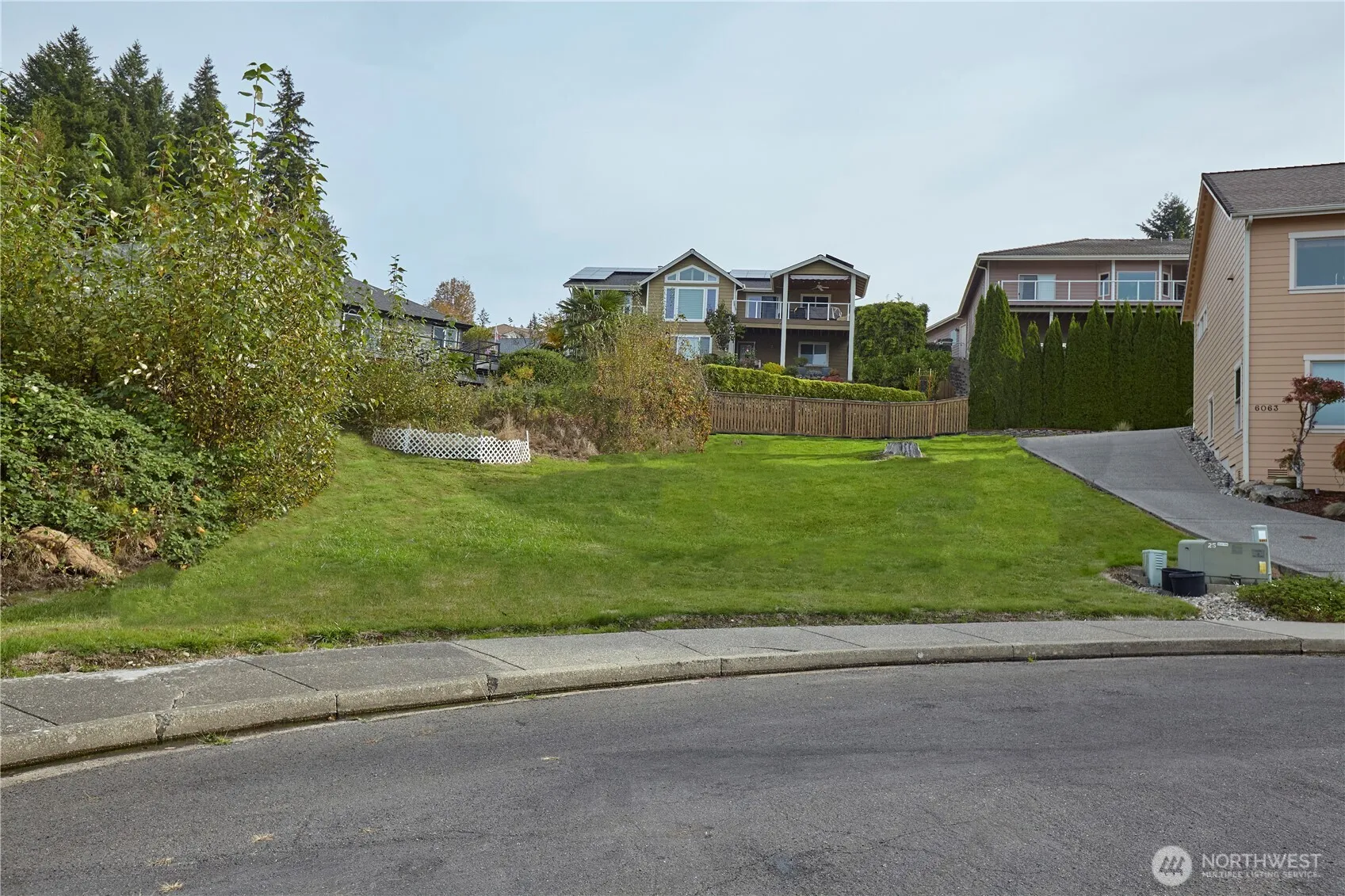 Property photo for 6061 Osprey Circle, Bremerton