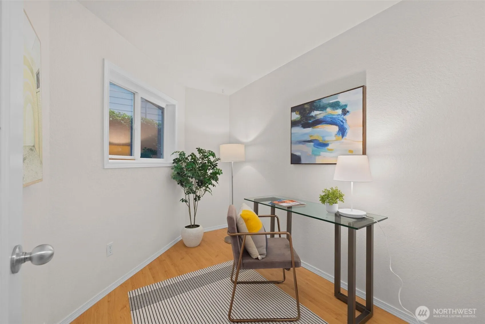 Property photo for 4202 Factoria Blvd Se #d2, Bellevue photo 5