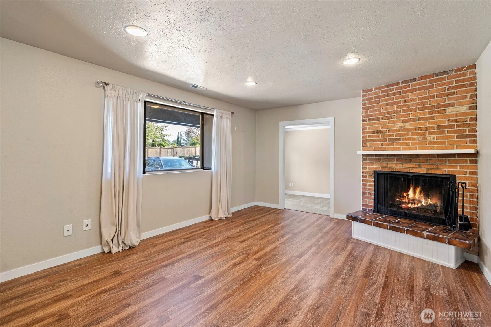 Property photo for 4708 Alameda Avenue W, University Place photo 2