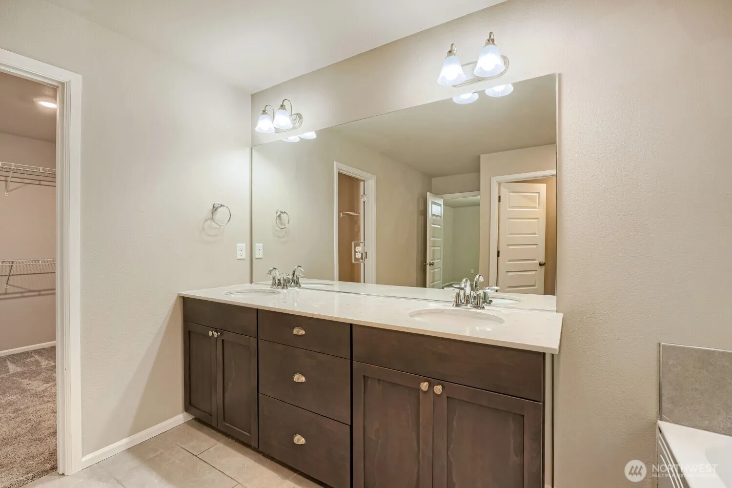 Property photo for 23511 Tahoma Place, Black Diamond photo 5
