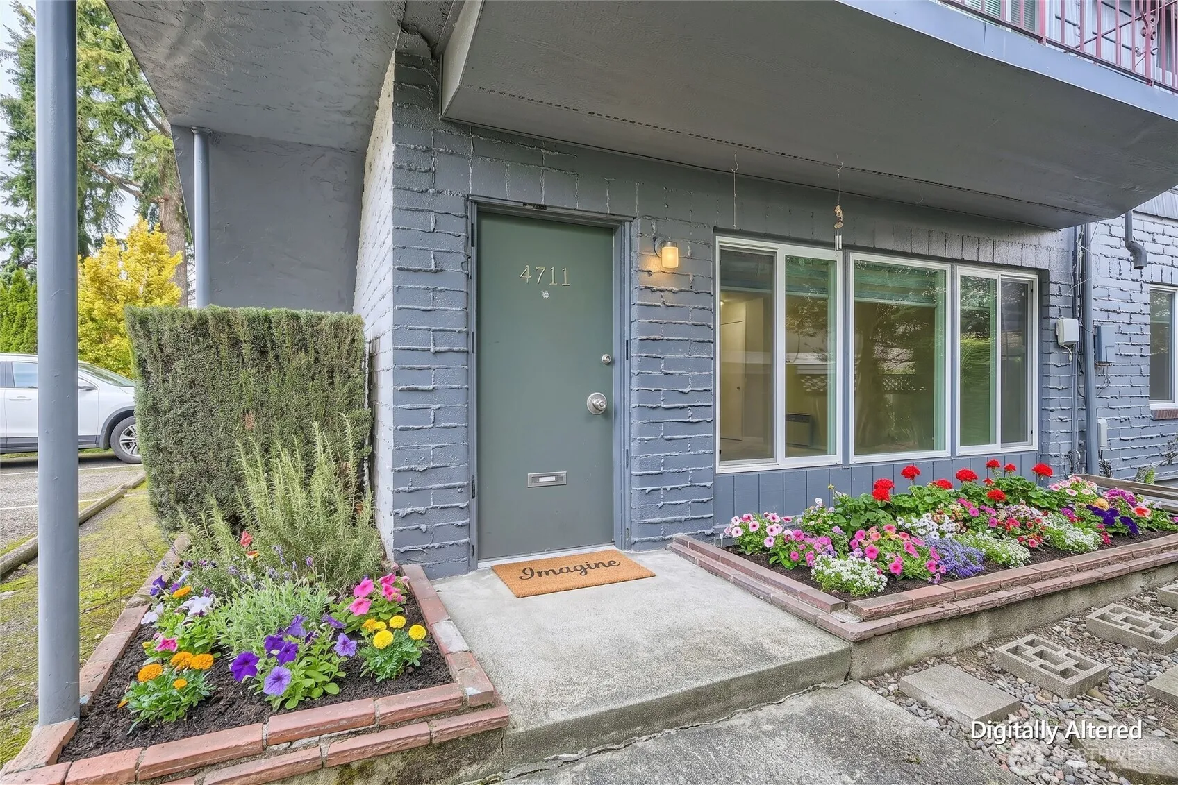 Property photo for 4711 Sand Point Way Ne, Seattle photo 5