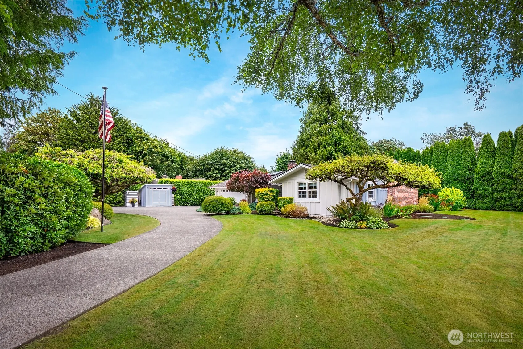 Property photo for 14307 Kenwanda Drive, Snohomish photo 2