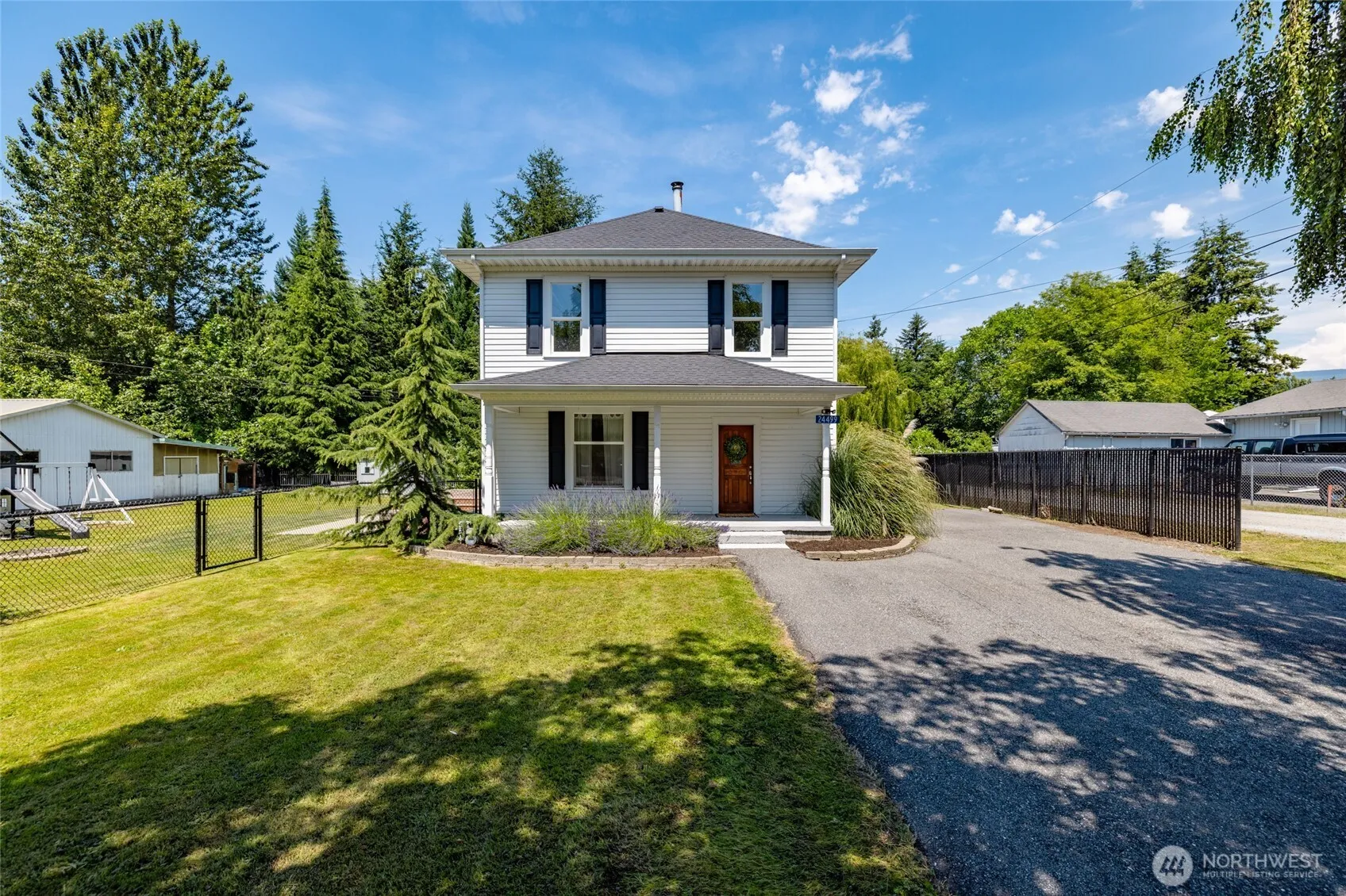 Property photo for 24499 E State Street, Sedro Woolley photo 2