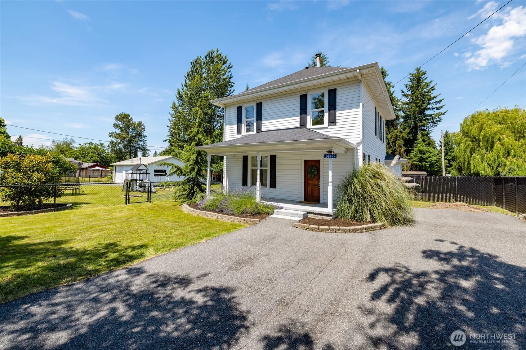 Property photo for 24499 E State Street, Sedro Woolley