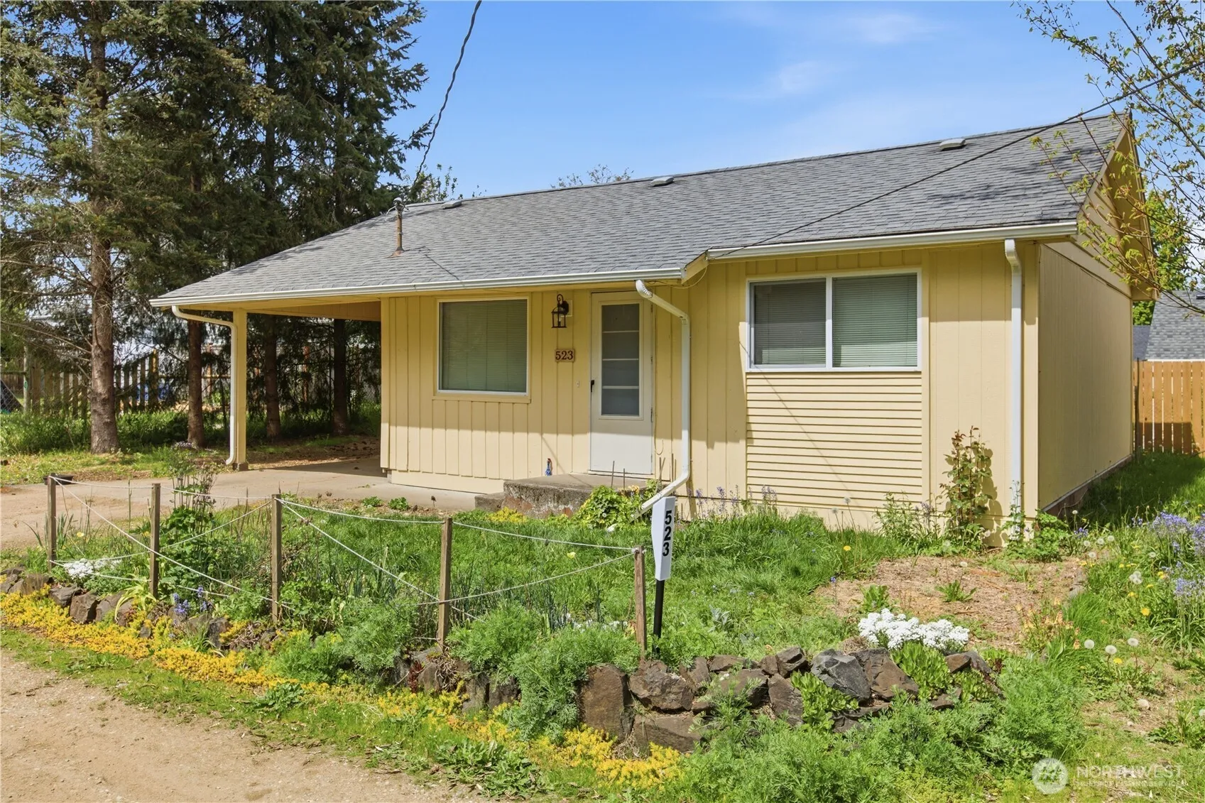 Property photo for 521 & 523 Boulevard Road Se, Olympia photo 4