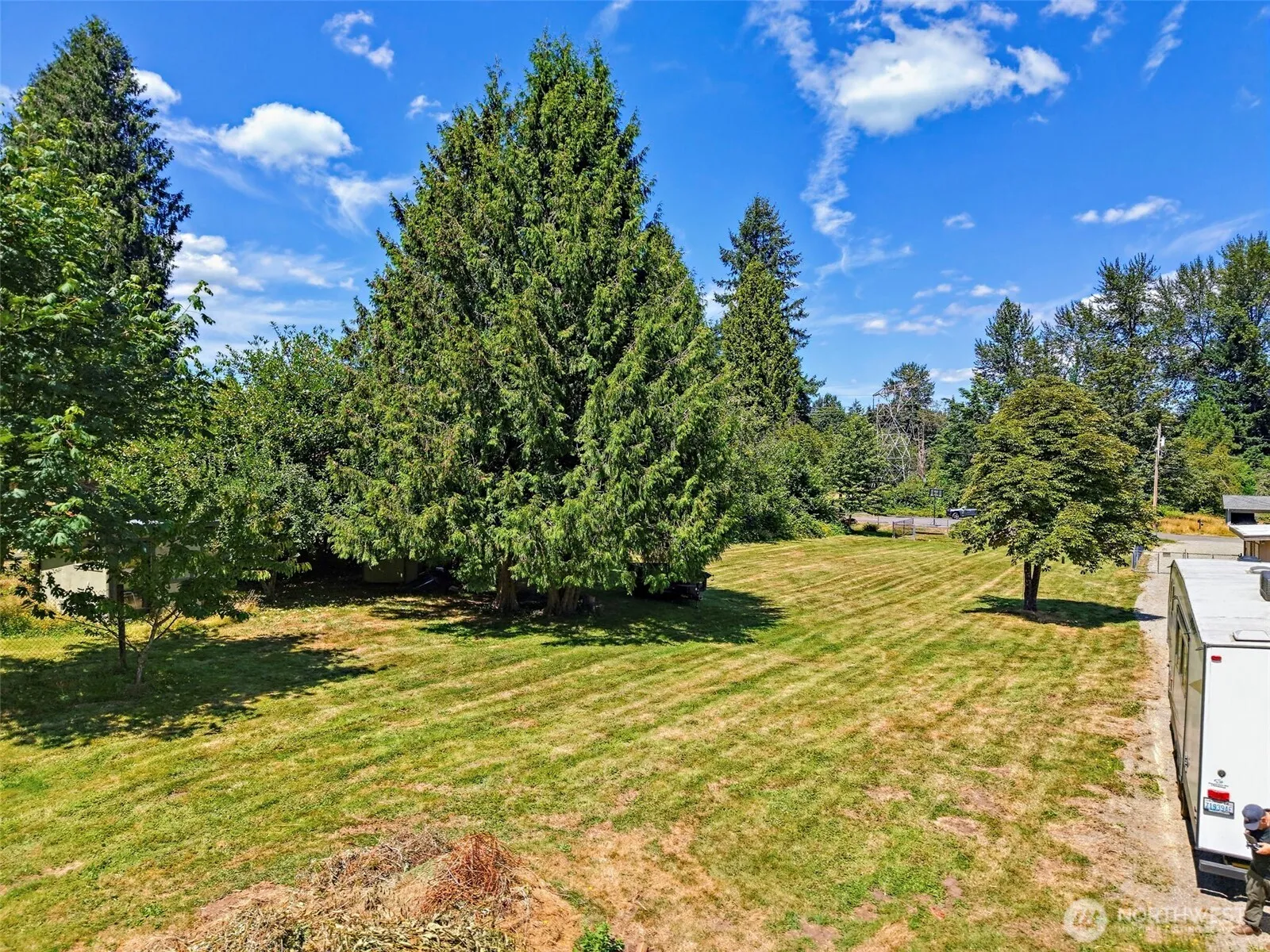 Property photo for 186 Se 213th Street, Renton photo 4