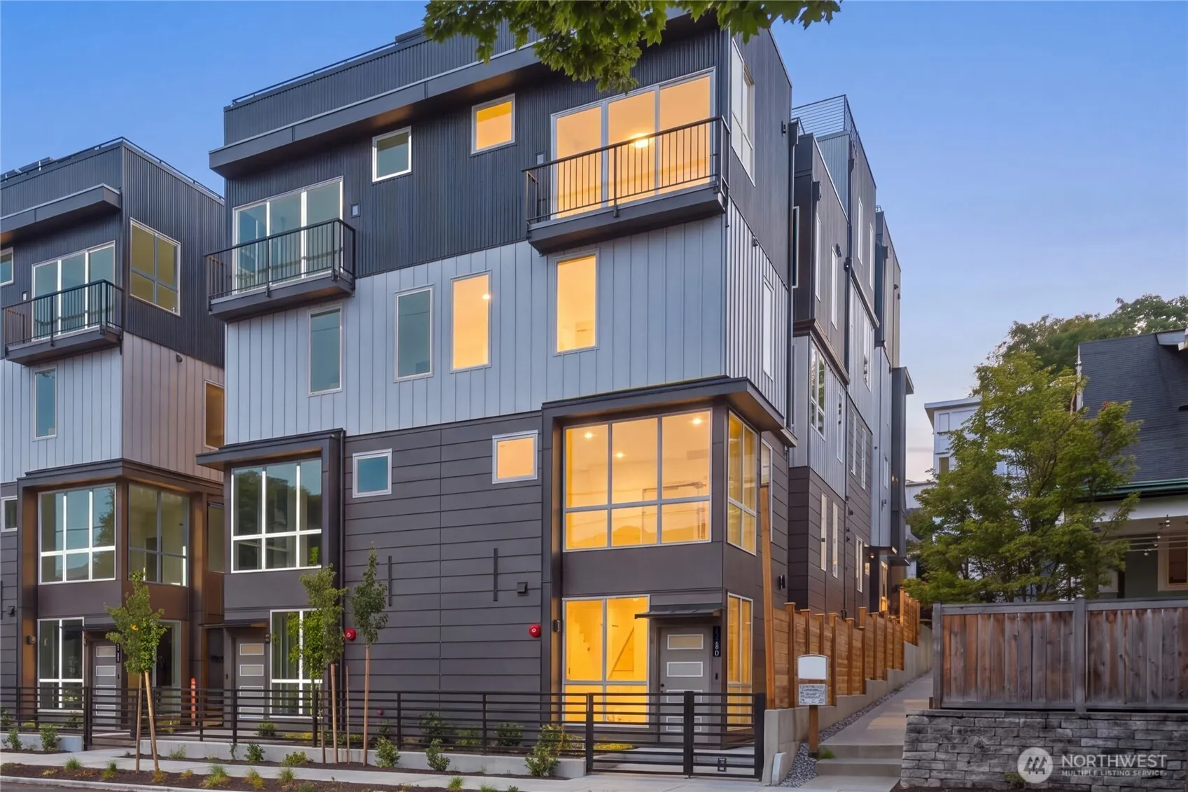 Property photo for 2328 D Franklin Avenue E, Seattle photo 2