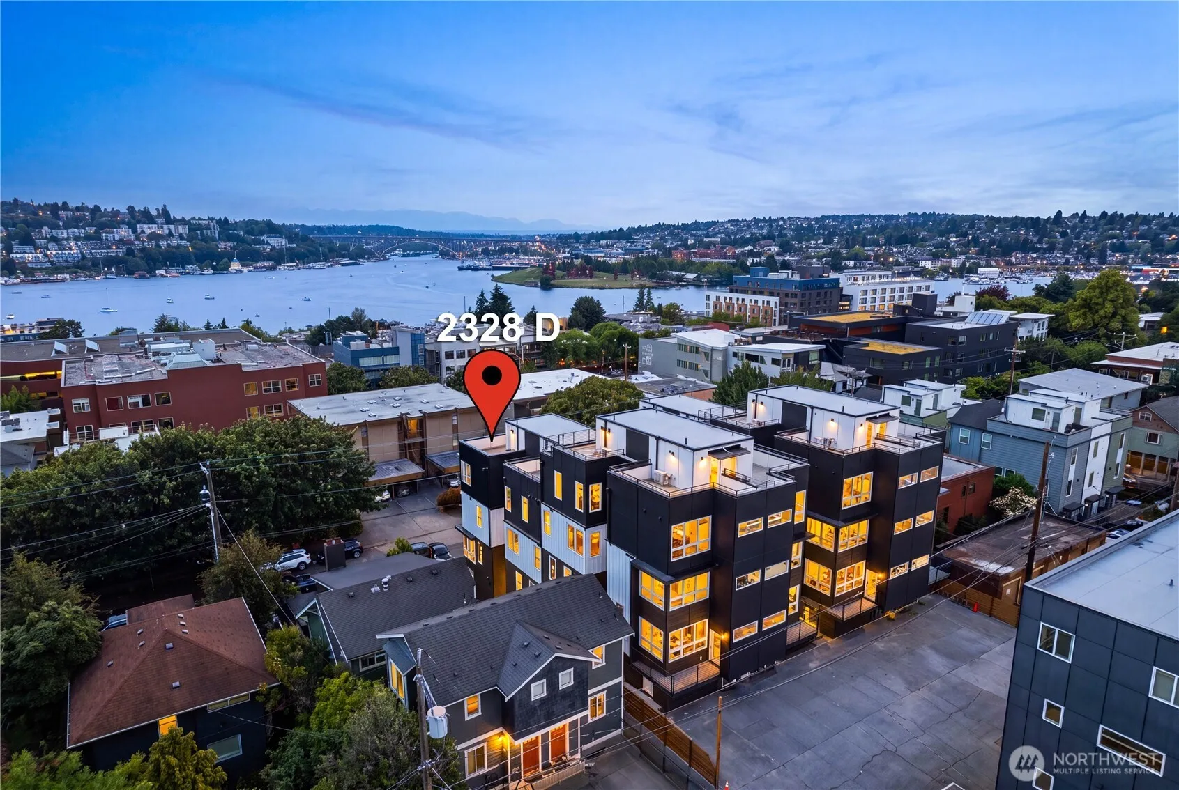 Property photo for 2328 D Franklin Avenue E, Seattle photo 3
