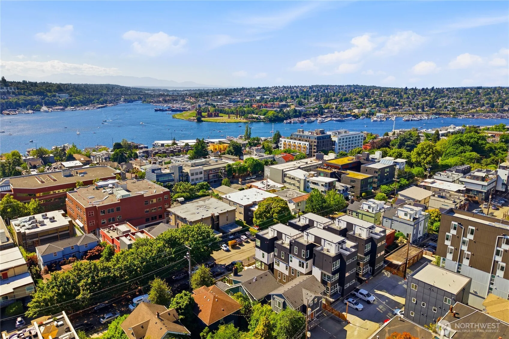 Property photo for 2328 D Franklin Avenue E, Seattle photo 5