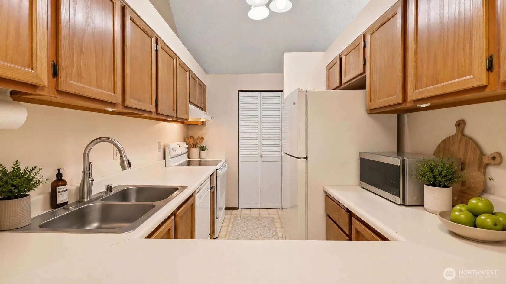Property photo for 11550 Se 175th Street, Renton photo 5