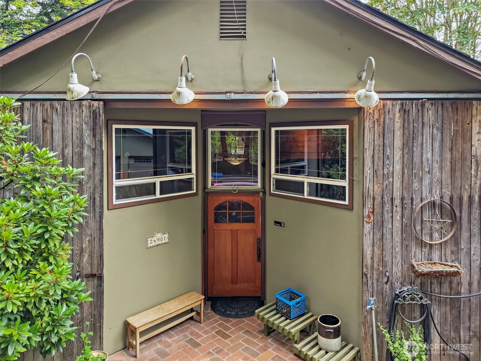 Property photo for 24901 Roberts Drive, Black Diamond photo 2
