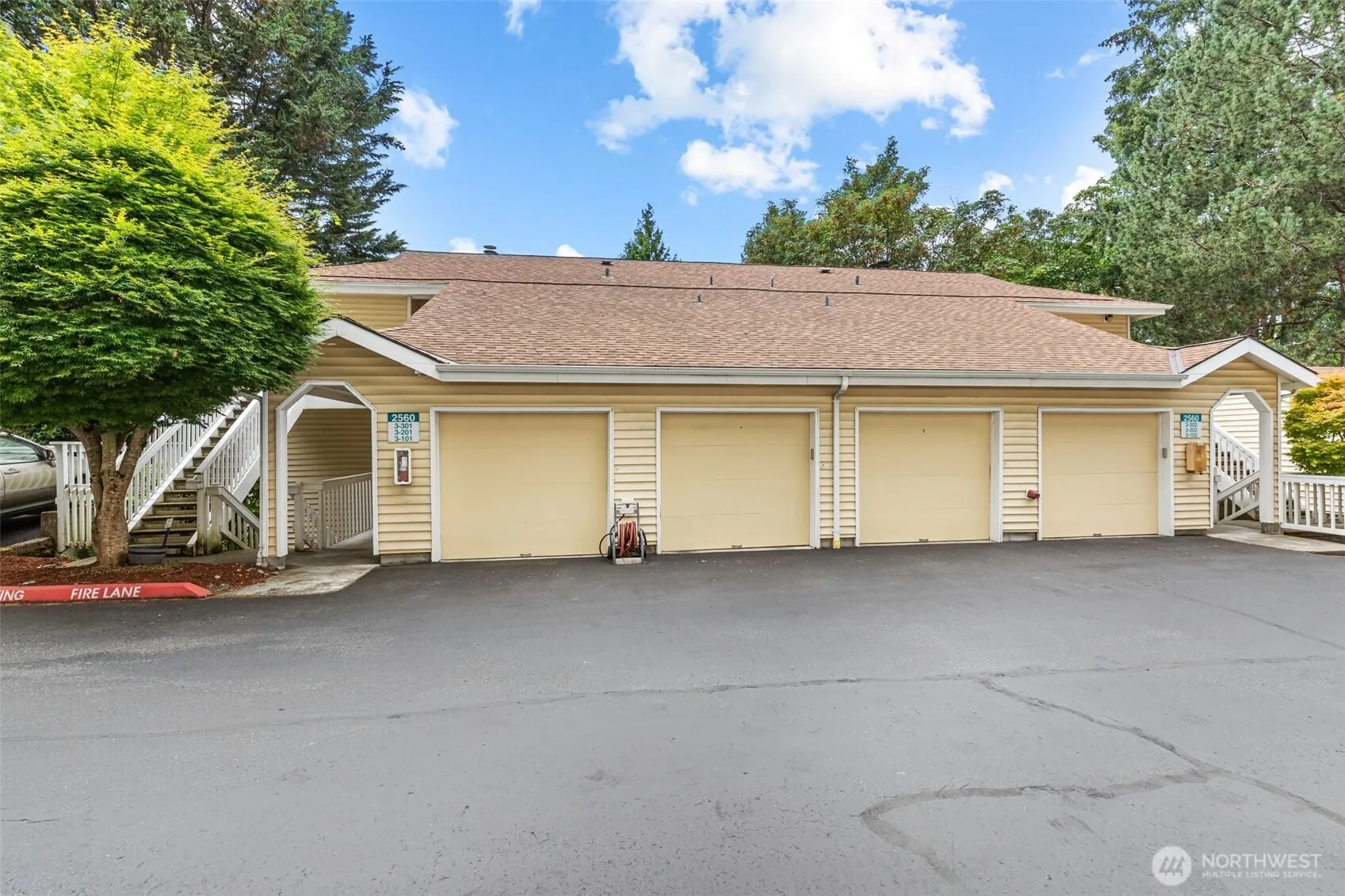 Property photo for 2560 118th Avenue Se #3-201, Bellevue photo 2