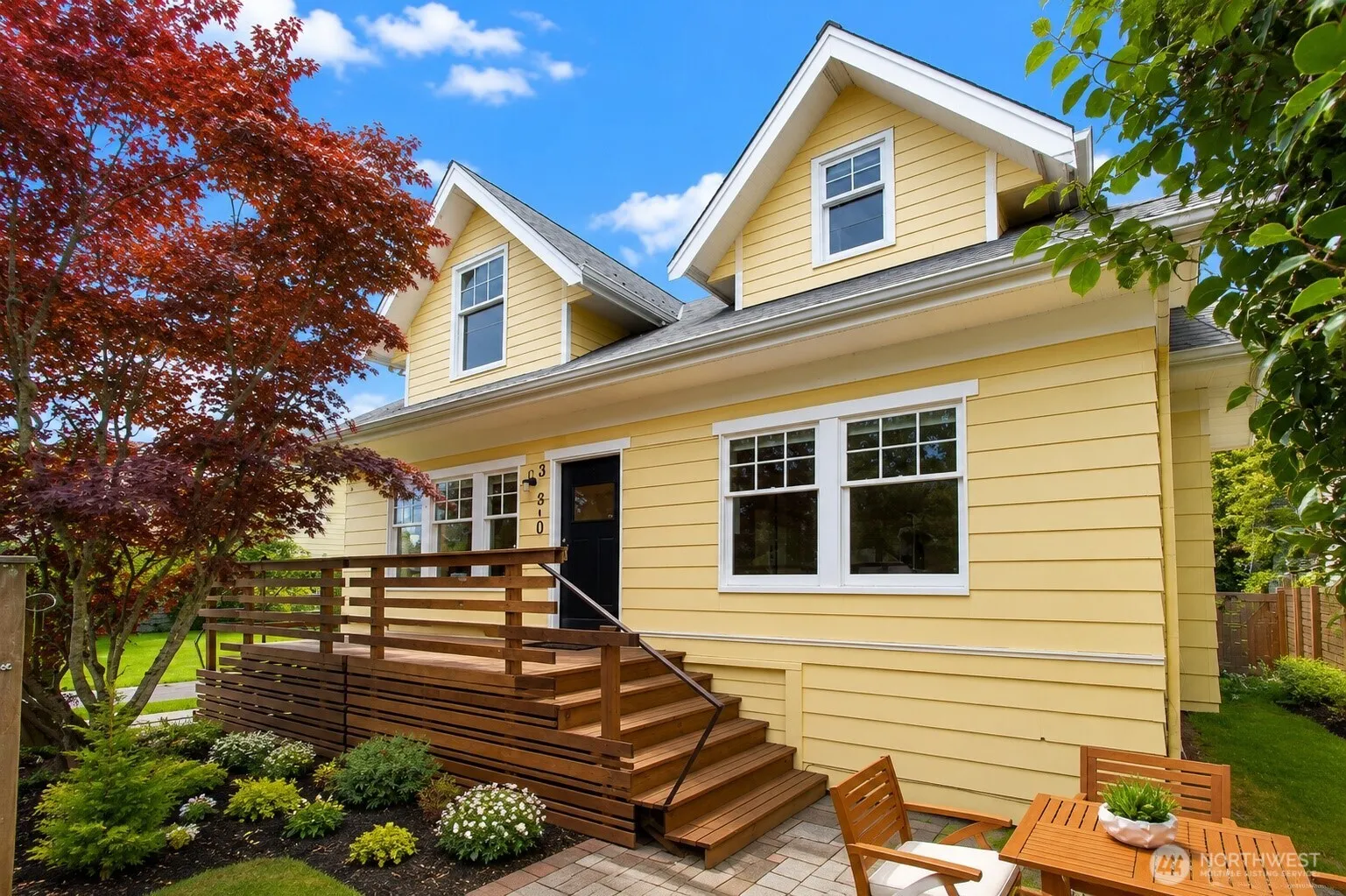 Property photo for 360 Howe Street, Seattle