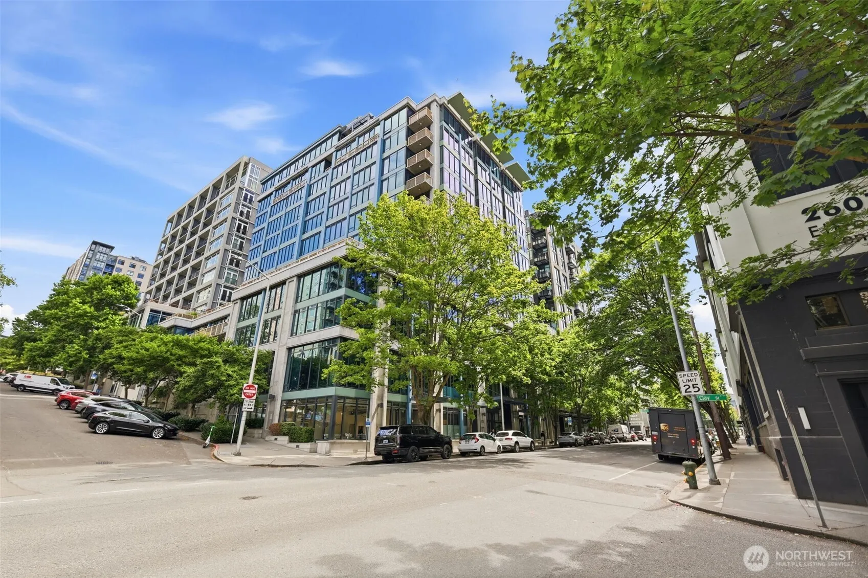 Property photo for 2716 Elliott Avenue #1204, Seattle photo 3